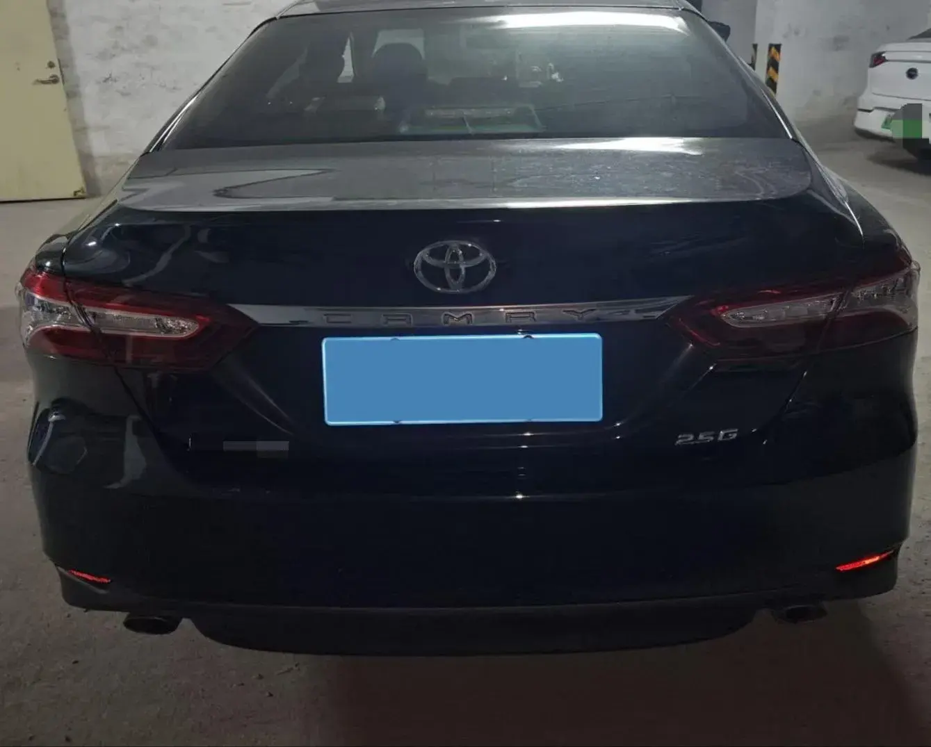 2019 TOYOTA CAMRY thumbnail 3