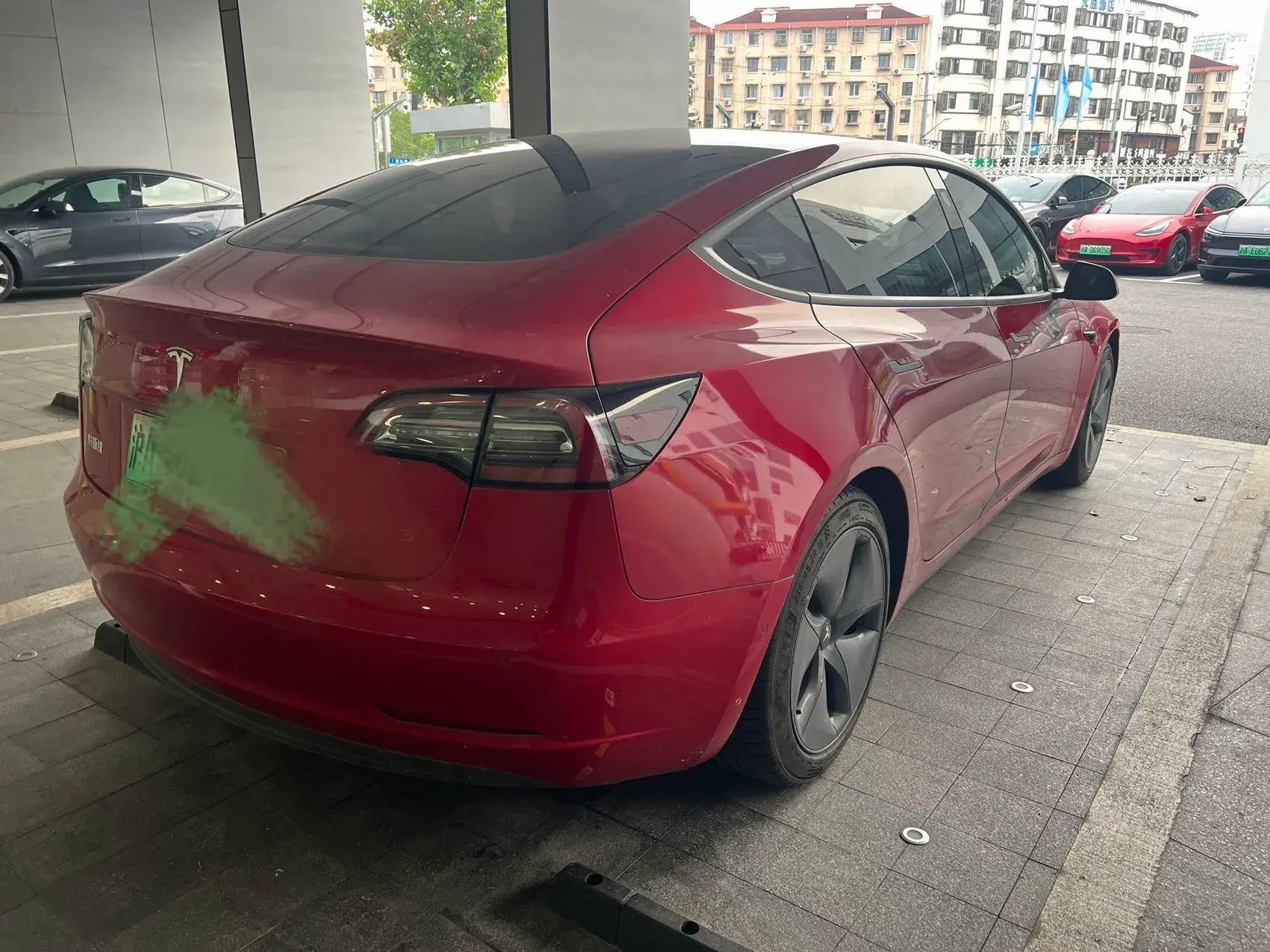 2020 TESLA MODEL thumbnail 3