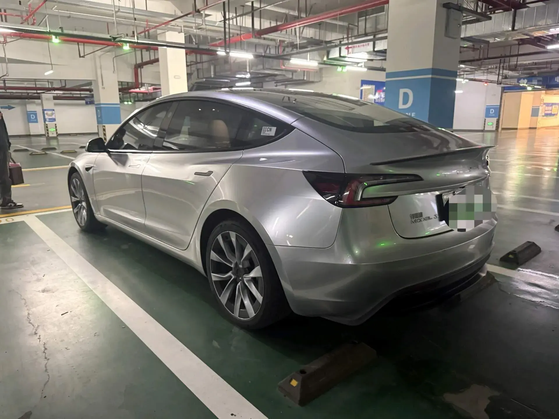 2023 TESLA MODEL thumbnail 4