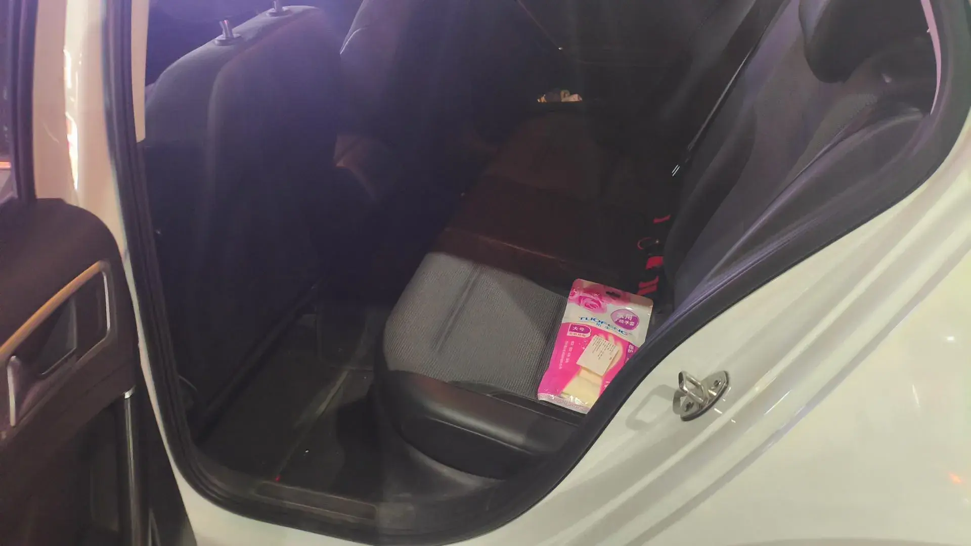 2018 VOLKSWAGEN GOLF thumbnail 3