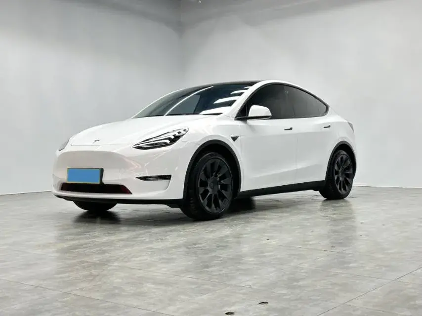 2021 TESLA MODEL view 1