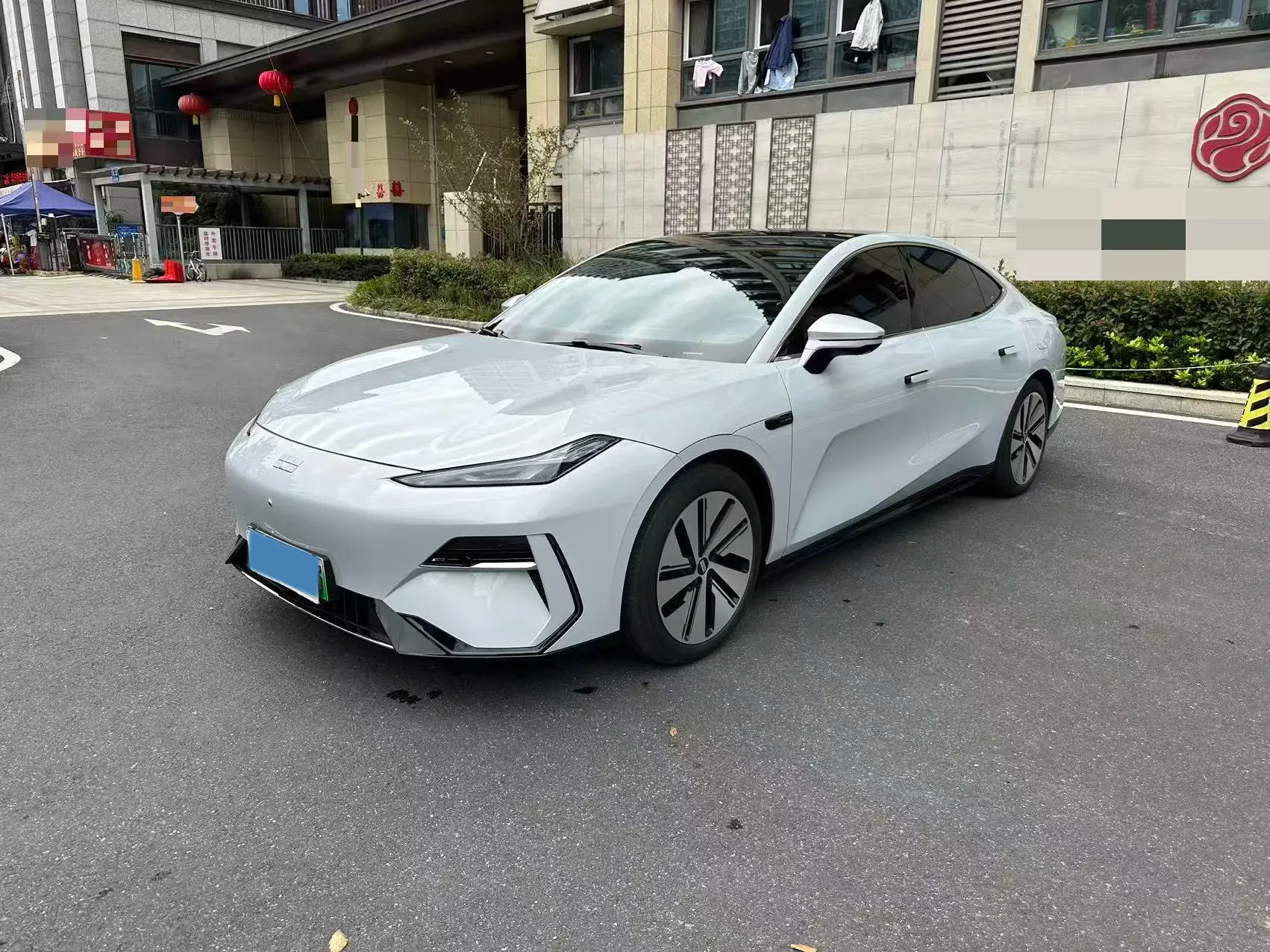 2024 GEELY GALAXY view 1