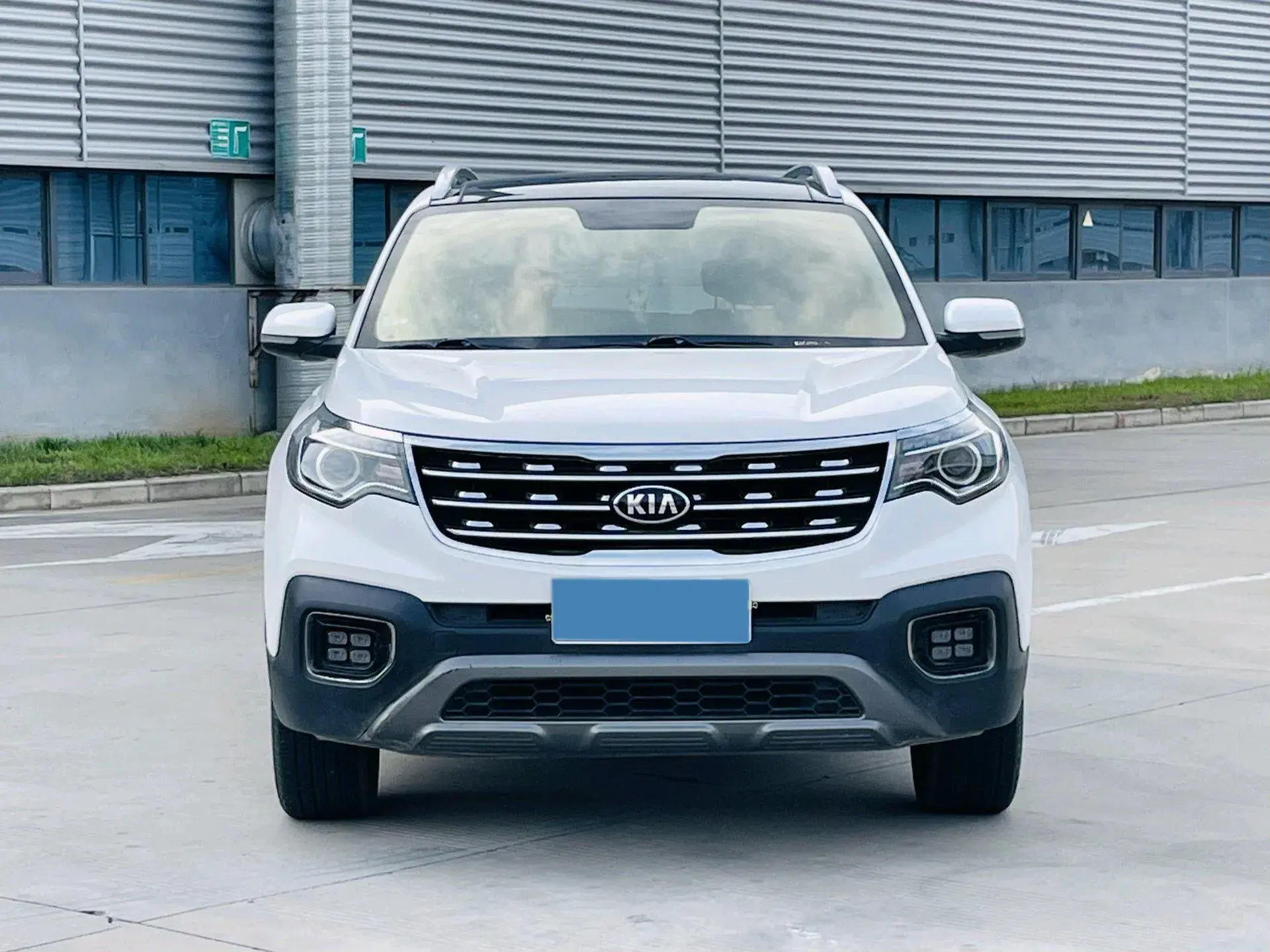 2018 KIA SPORTAGE thumbnail 2