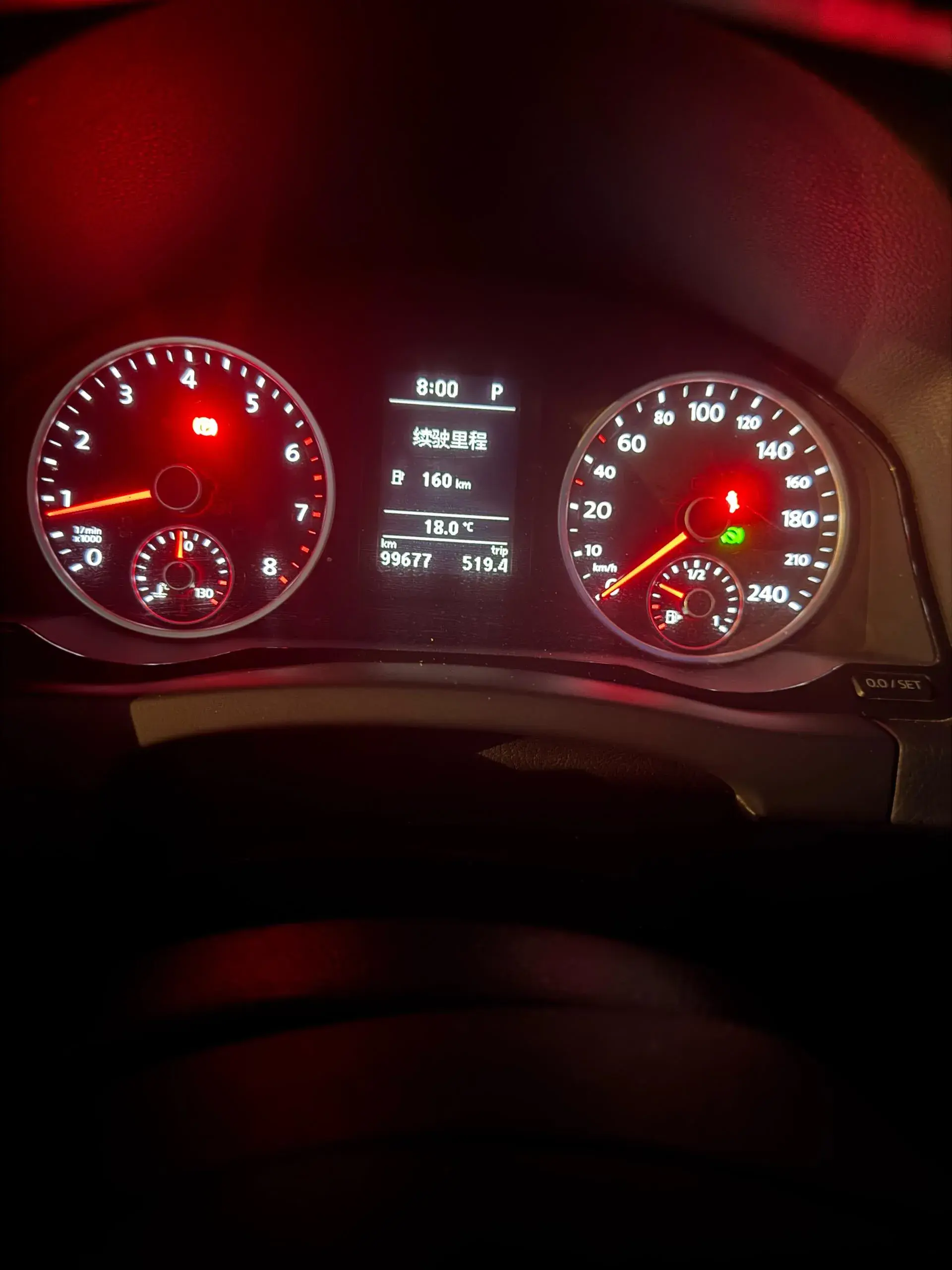 2017 VOLKSWAGEN TIGUAN thumbnail 4