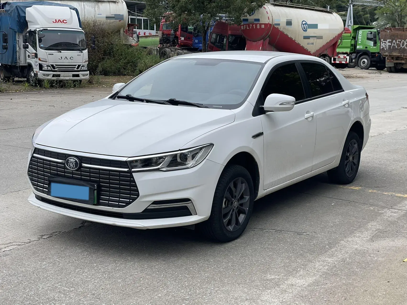 2021 BYD QIN view 1