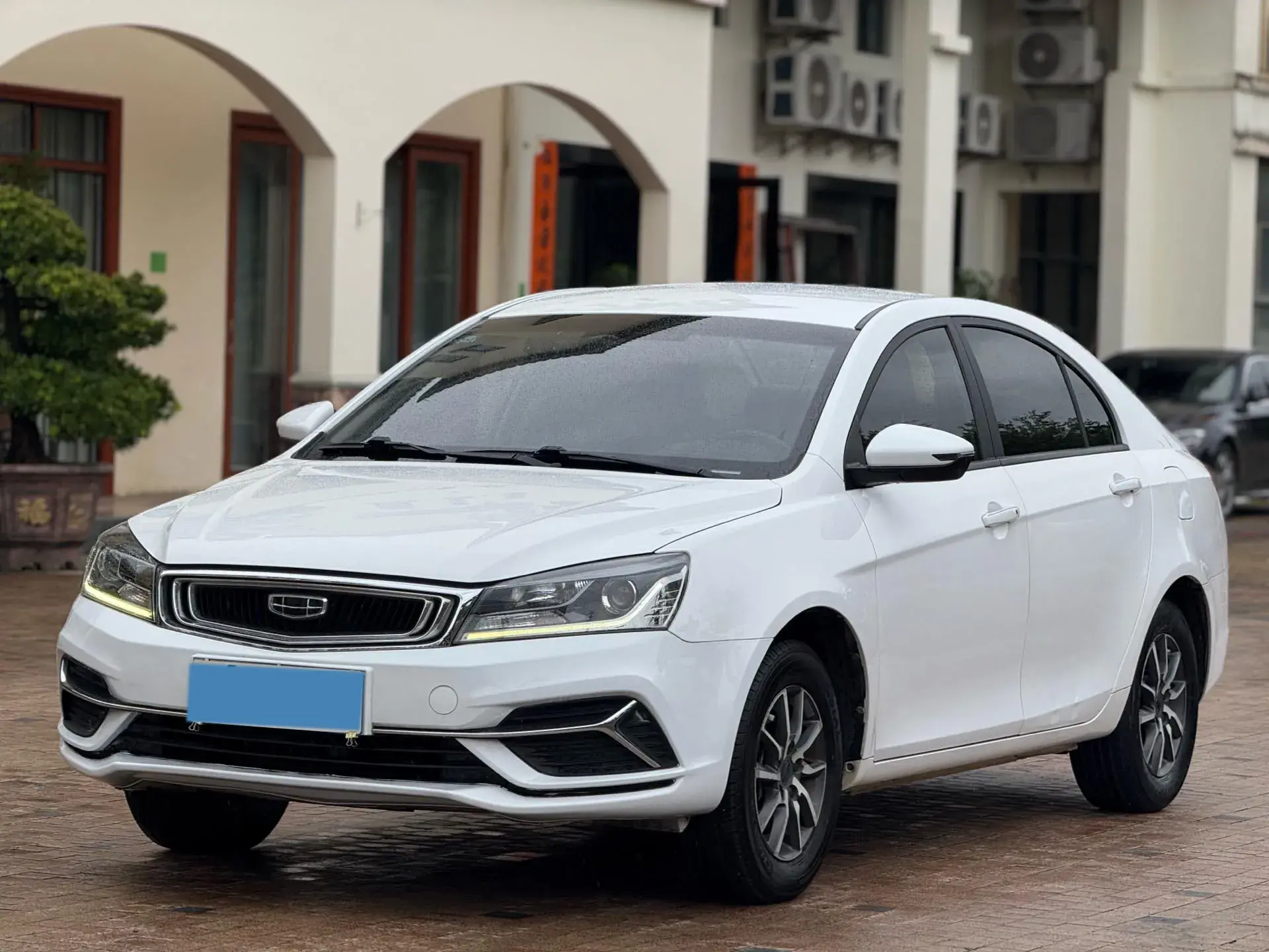 2019 GEELY EMGRAND view 1