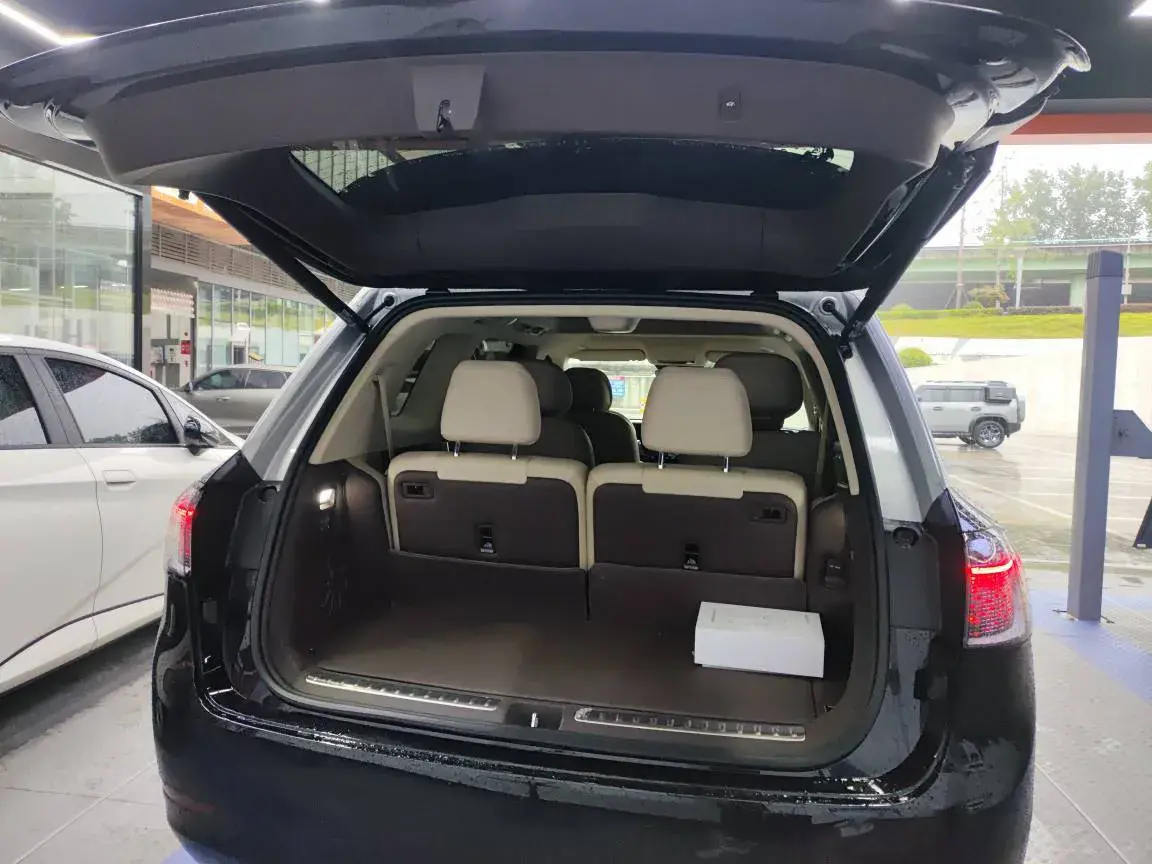 2024 AITO AITO thumbnail 3