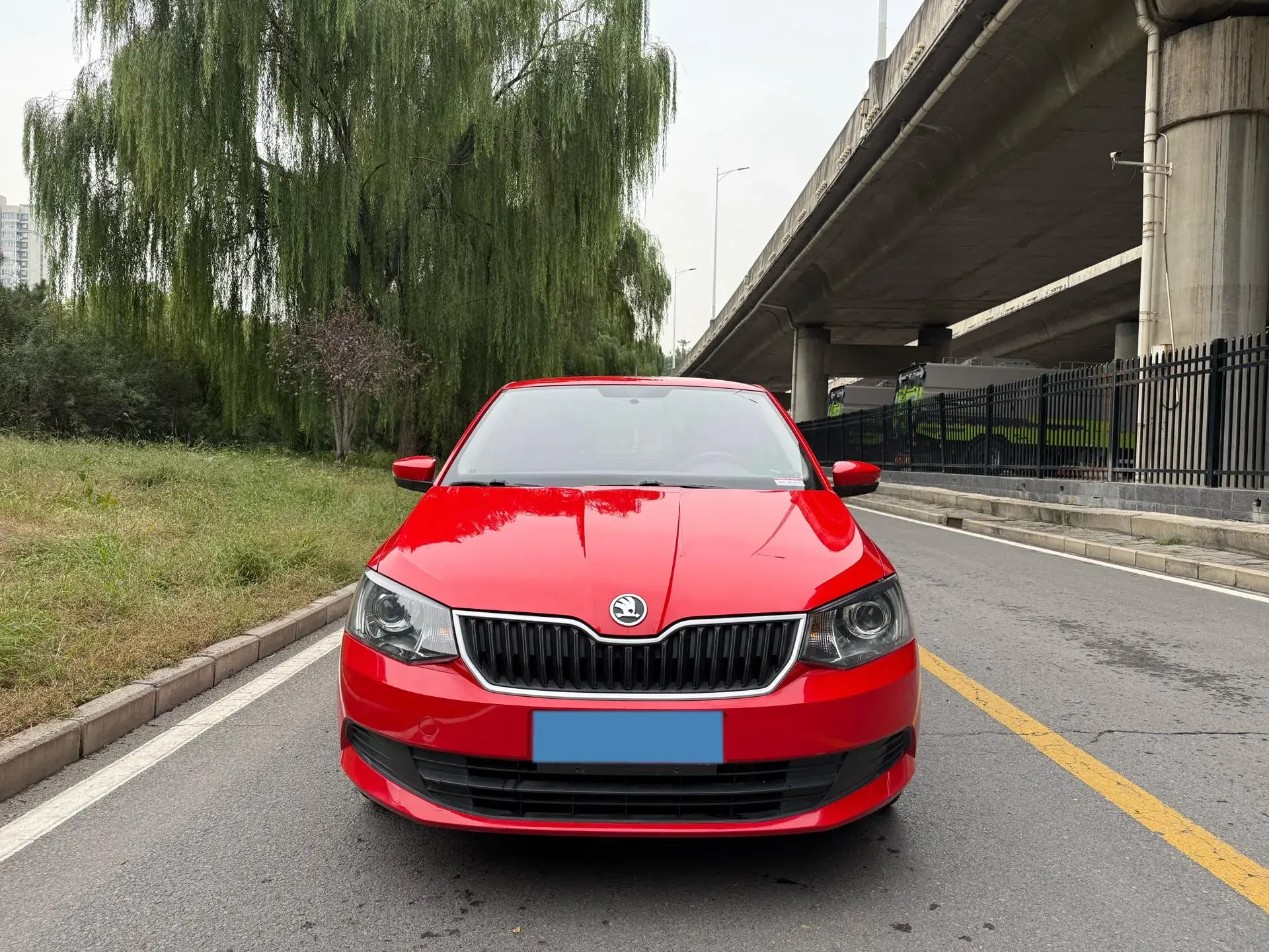 2017 SKODA FABIA thumbnail 2