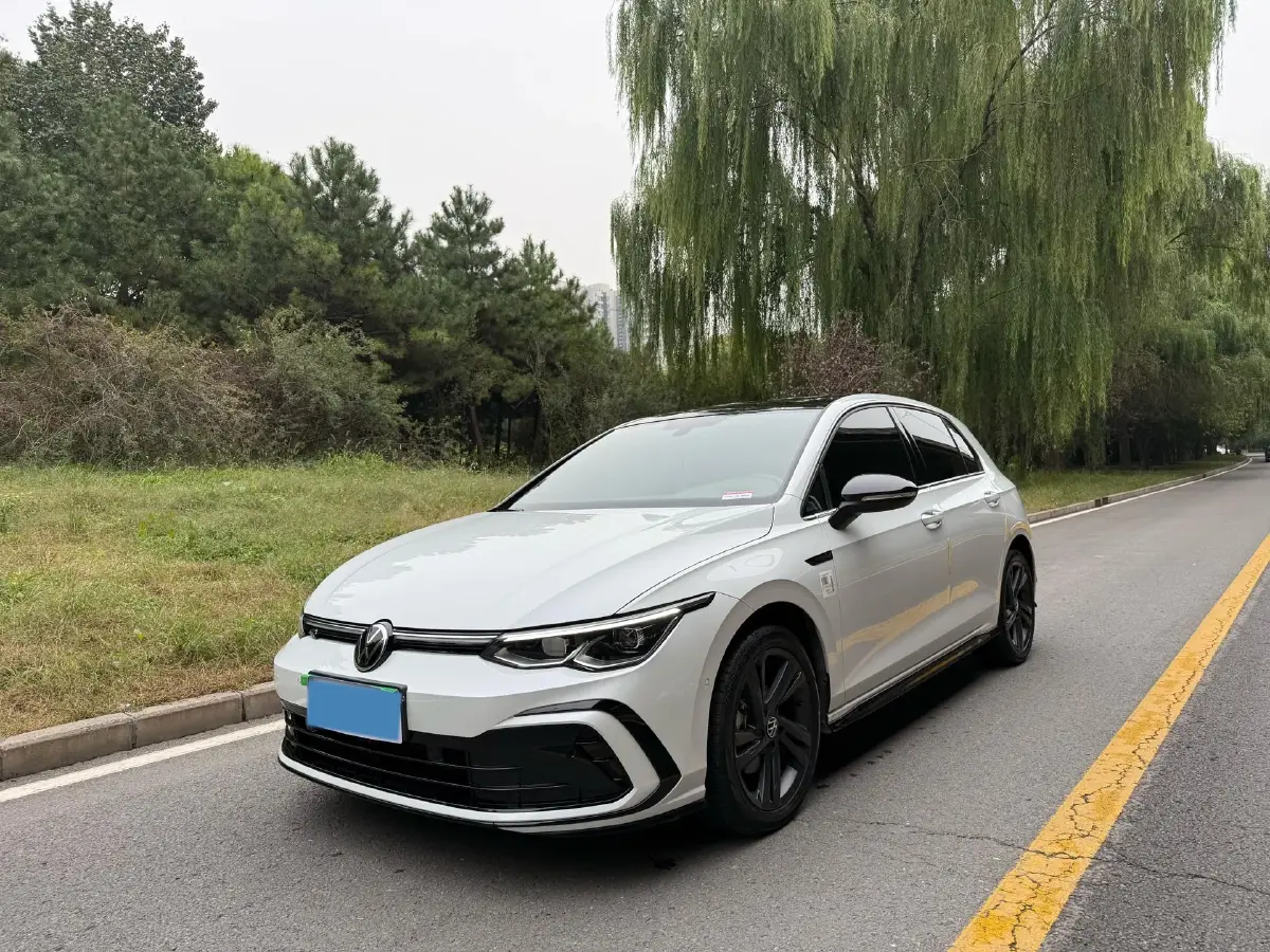 2023 Volkswagen Golf 1.4T 150HP L4 7DCT