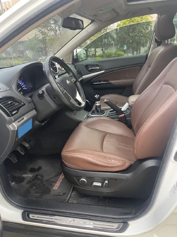 2017 BYD S7 1.5T 154HP L4 6MT,autocango,china used car exporter,china ev exporter,chinese used car exporter,chinese used ev exporter