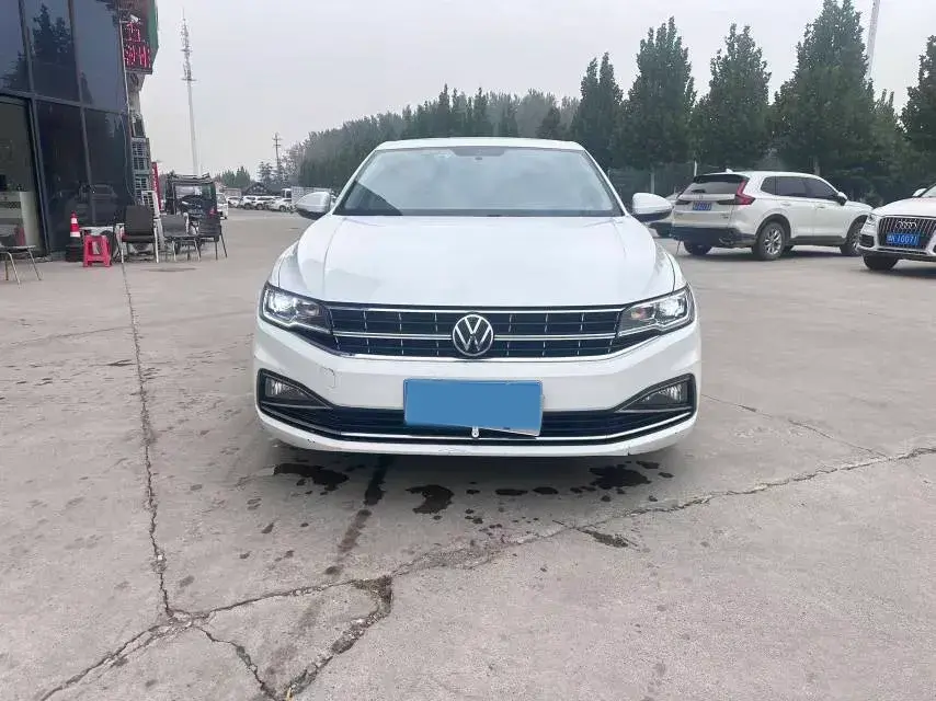 2021 VOLKSWAGEN BORA thumbnail 2