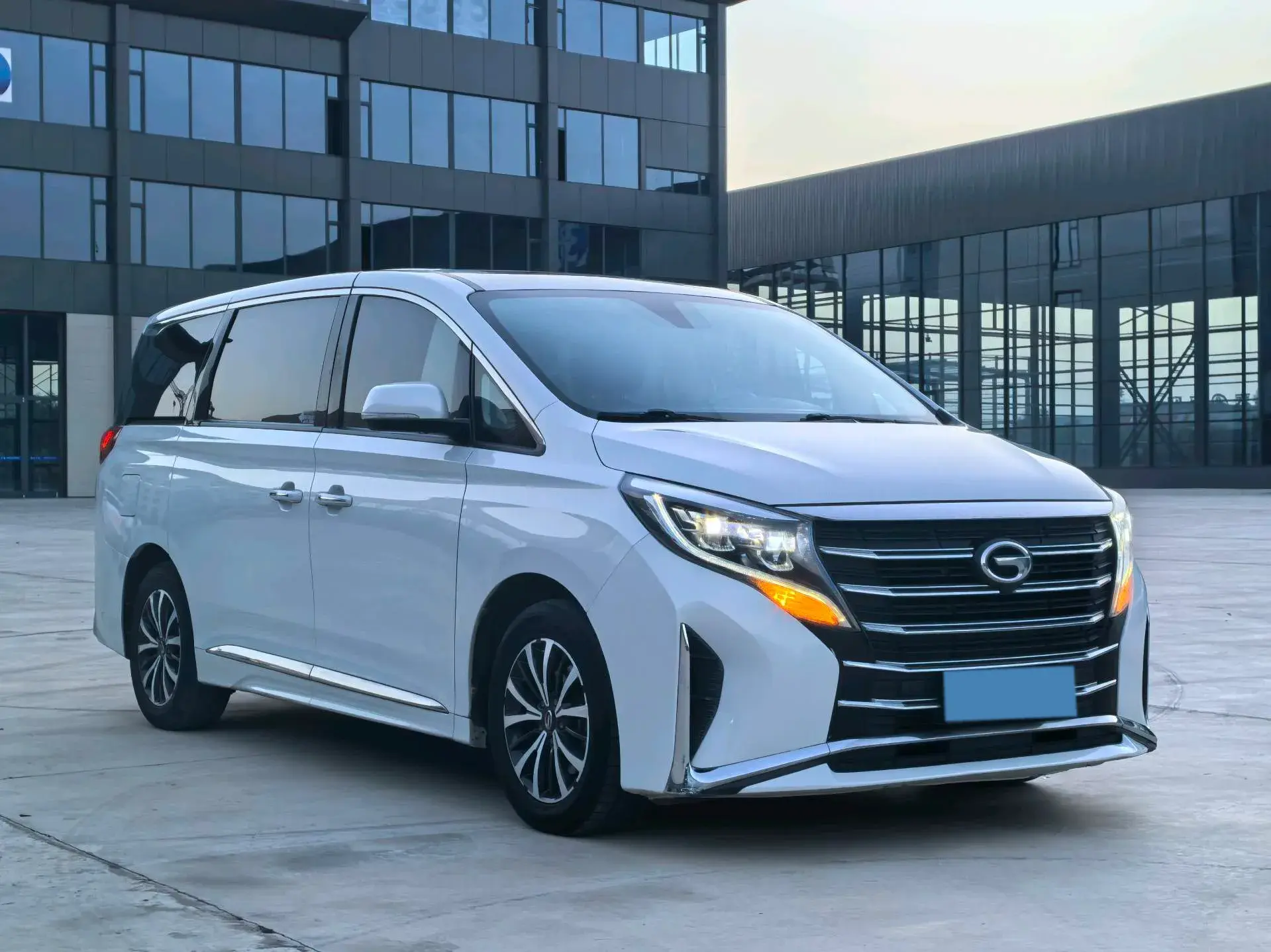 2021 GAC TRUMPCHI thumbnail 2