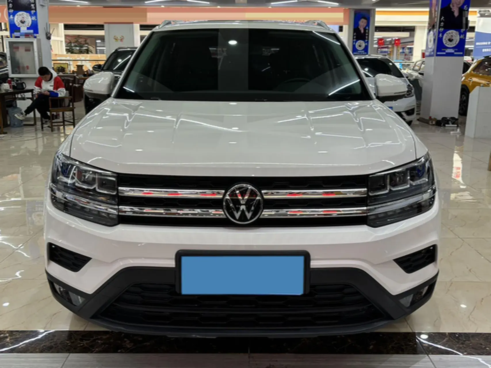 2021 VOLKSWAGEN THARU thumbnail 2