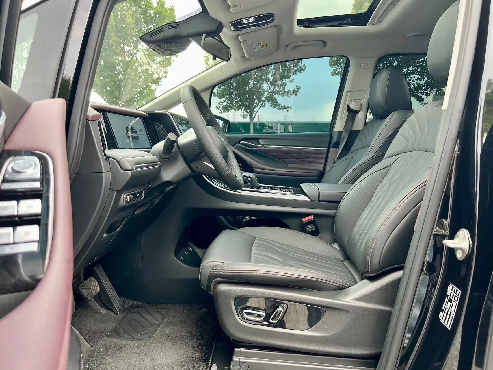 2024 GAC TRUMPCHI thumbnail 4