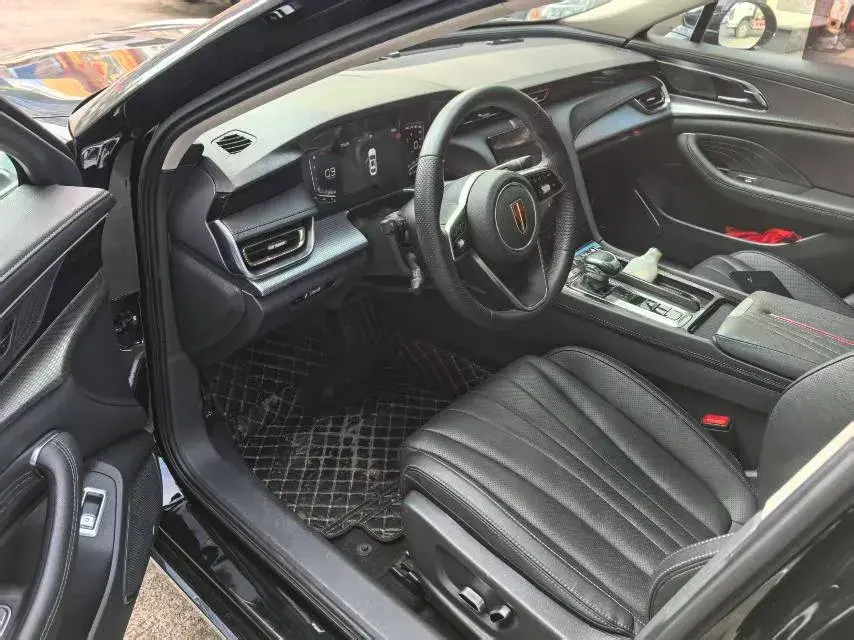 2023 HONGQI H5 thumbnail 4