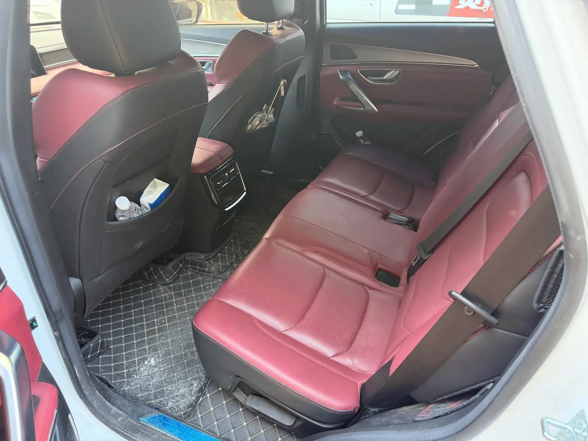 2023 JETOUR X70 thumbnail 3