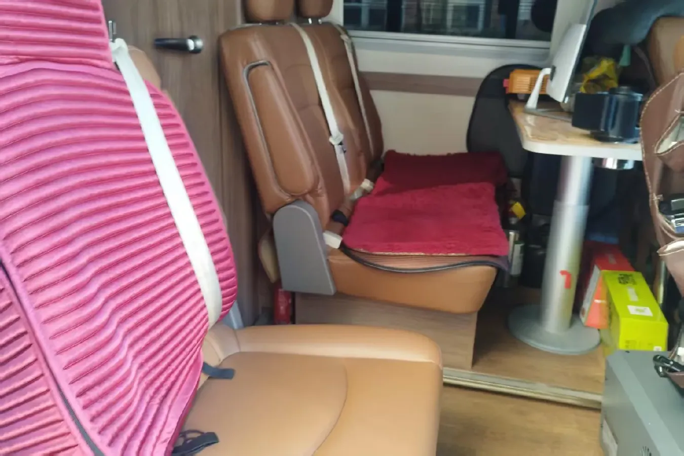 2021 MAXUS V80 RV 2.0T 139HP L4 6AMT,autocango,china used car exporter,china ev exporter,chinese used car exporter,chinese used ev exporter