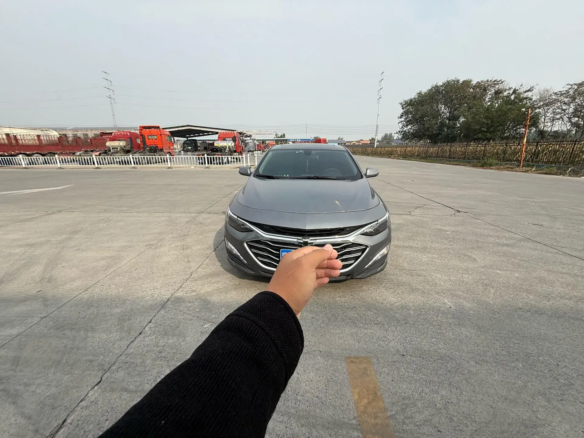 2022 CHEVROLET MALIBU thumbnail 3