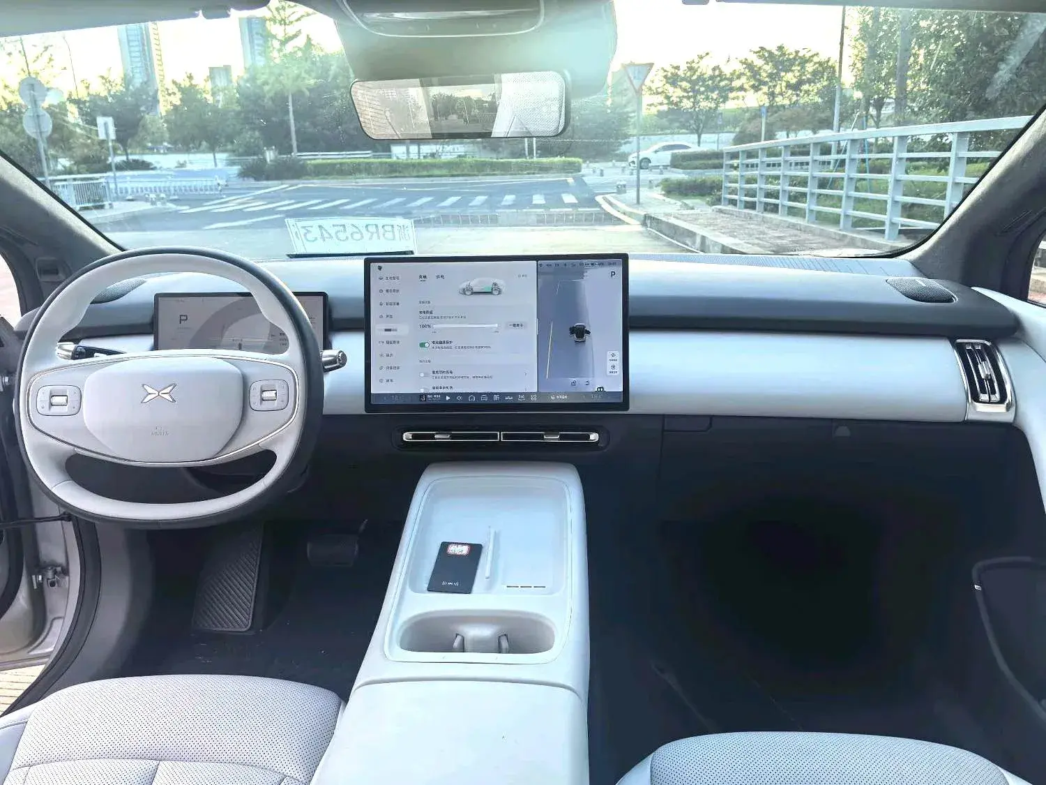 2024 XPENG P7+ thumbnail 4