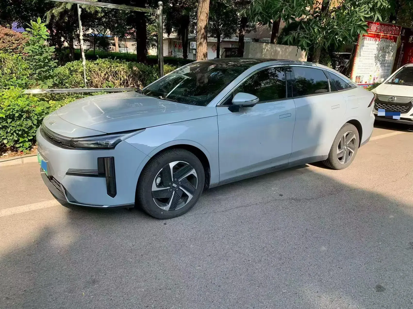 2023 GEELY GALAXY view 1