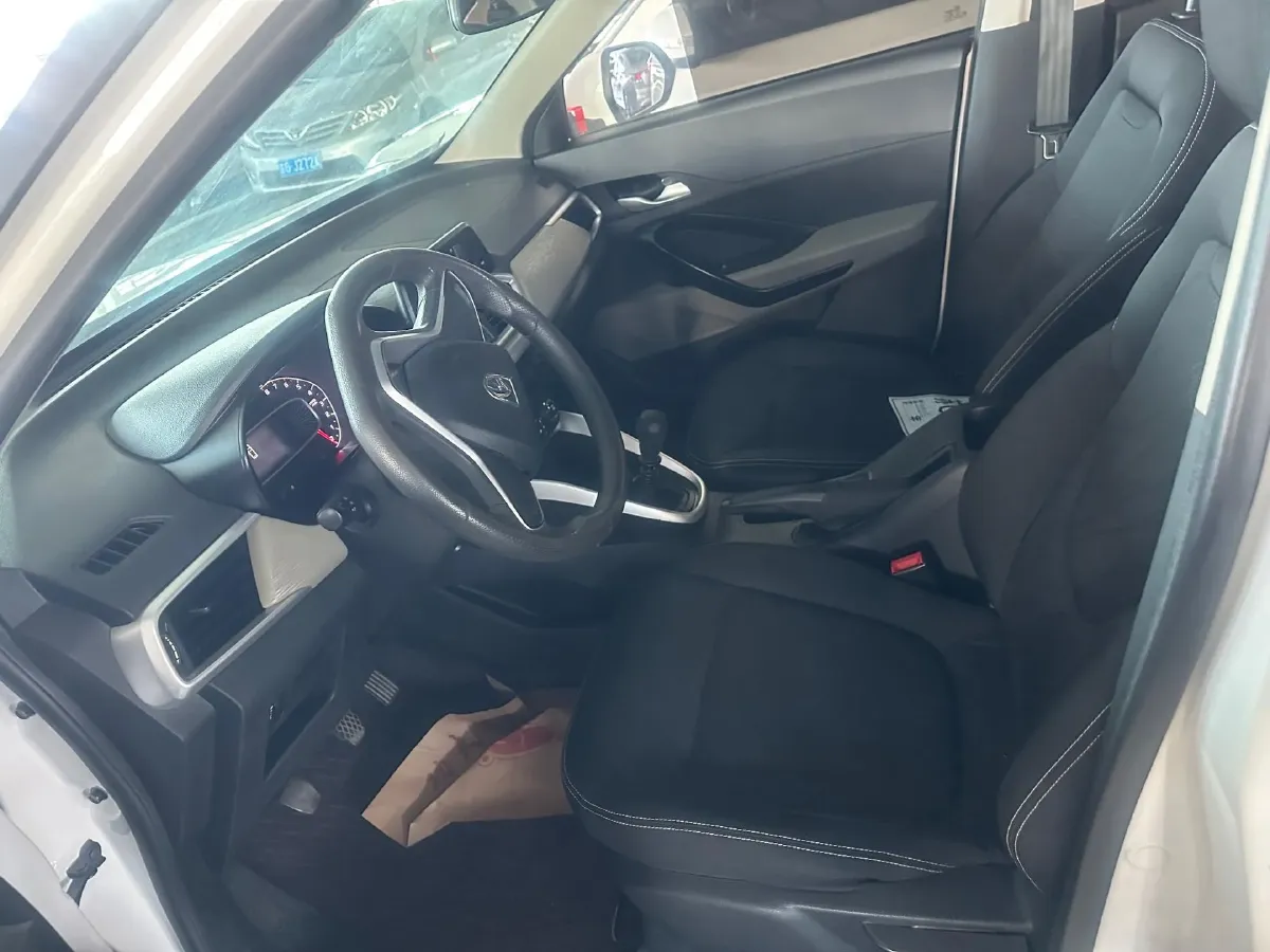 2019 BaoJun 510 1.5L 112HP L4 6MT,autocango,china used car exporter,china ev exporter,chinese used car exporter,chinese used ev exporter