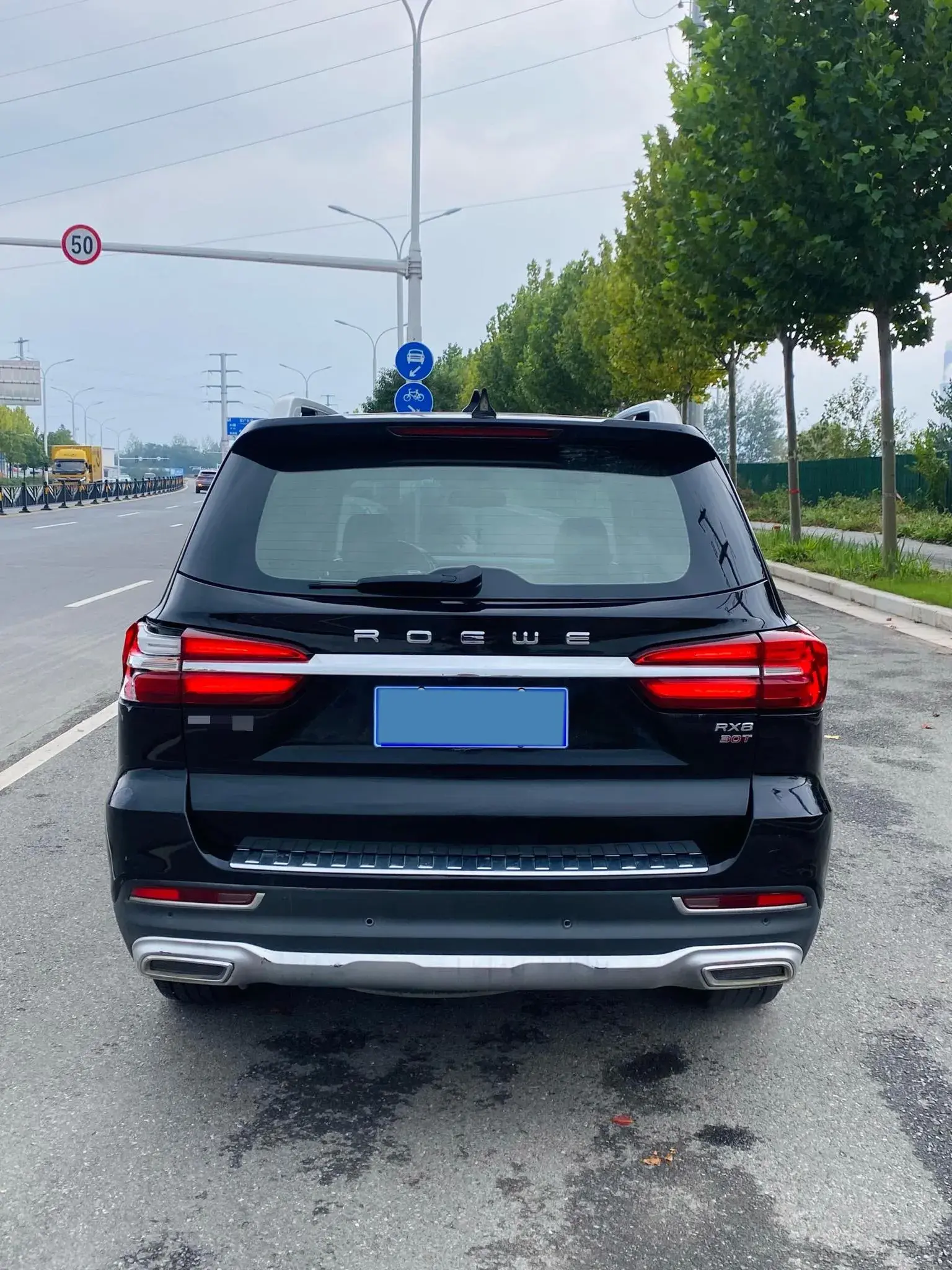 2018 ROEWE RX8 thumbnail 4