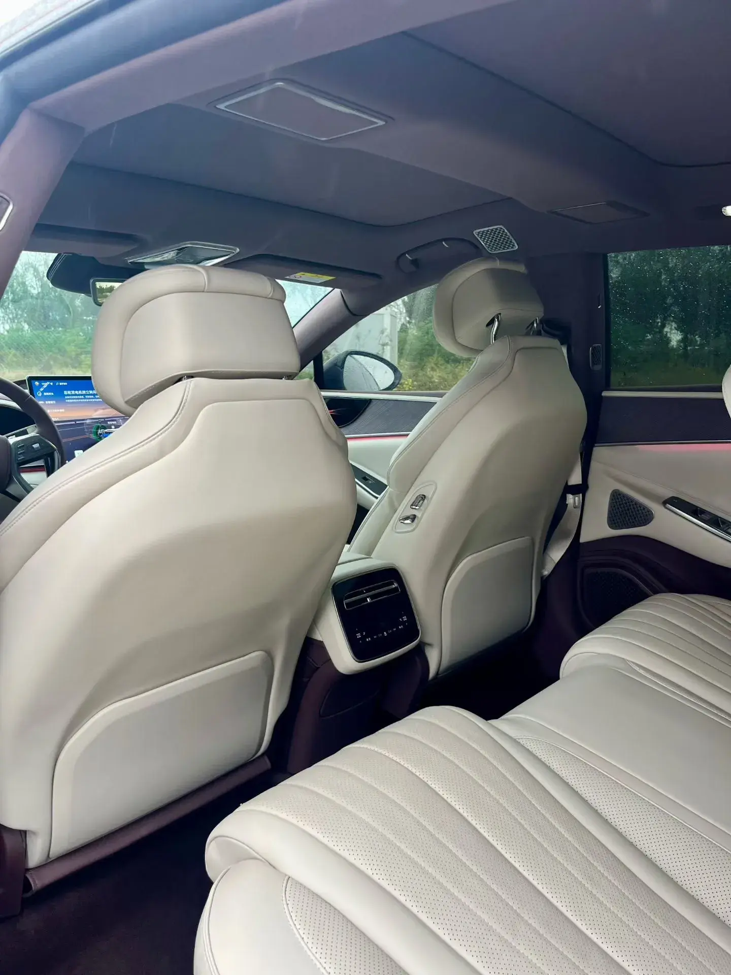 2024 DENZA DENZAZ9GT thumbnail 4