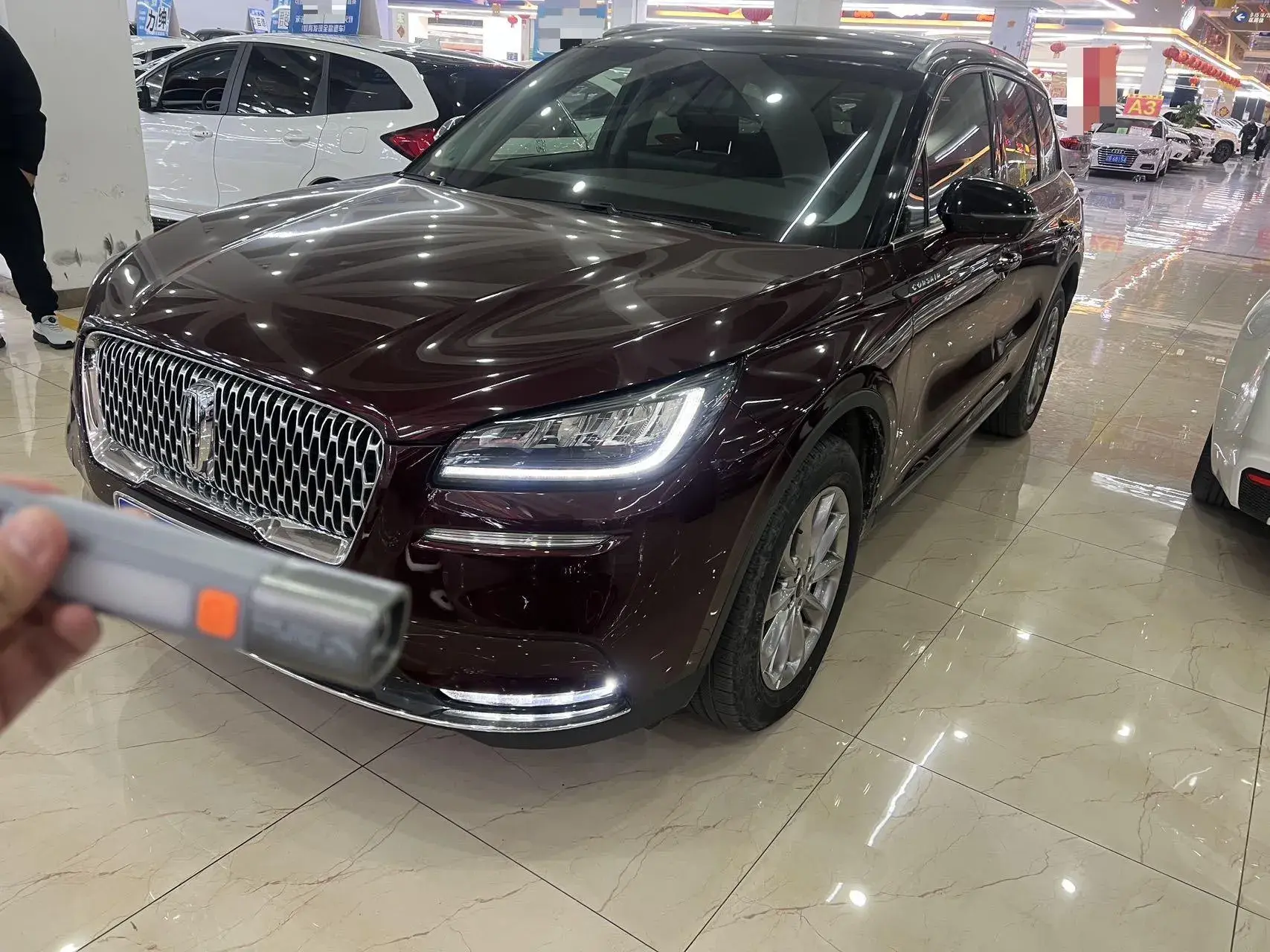 2020 LINCOLN CORSAIR view 1