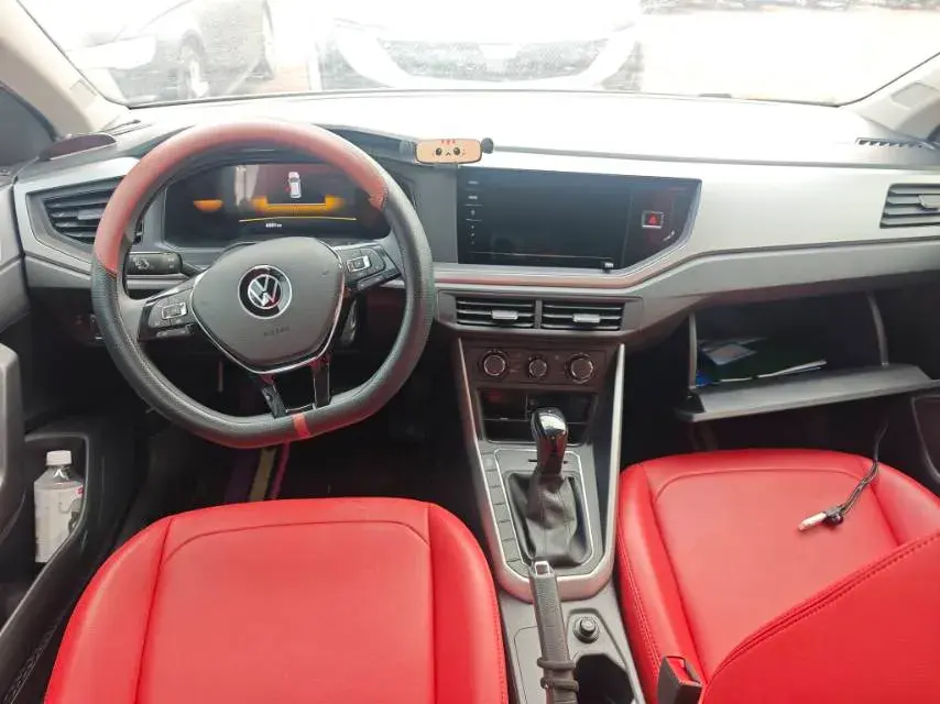 2023 VOLKSWAGEN POLO thumbnail 4