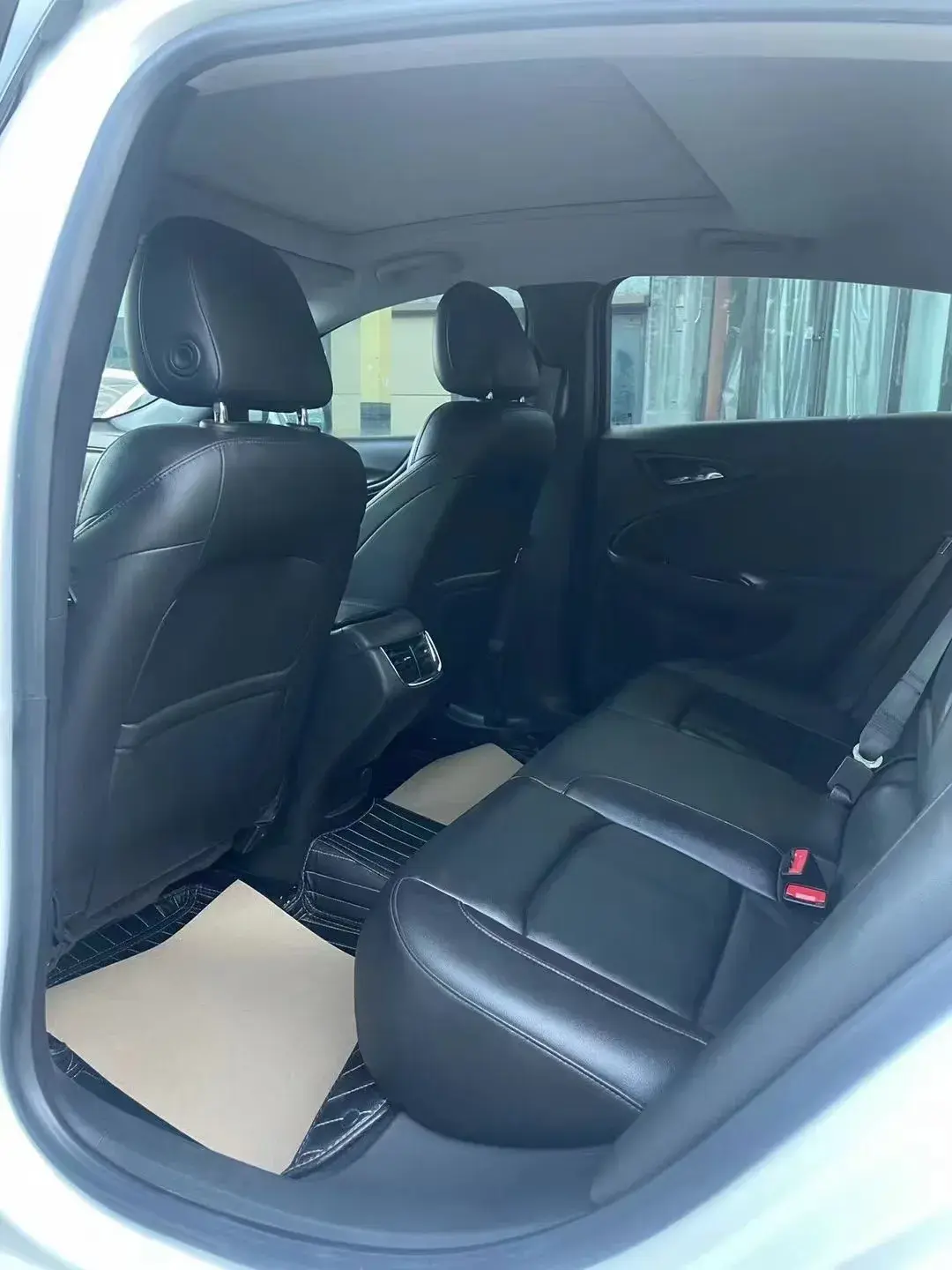 2019 CHEVROLET MALIBU thumbnail 3