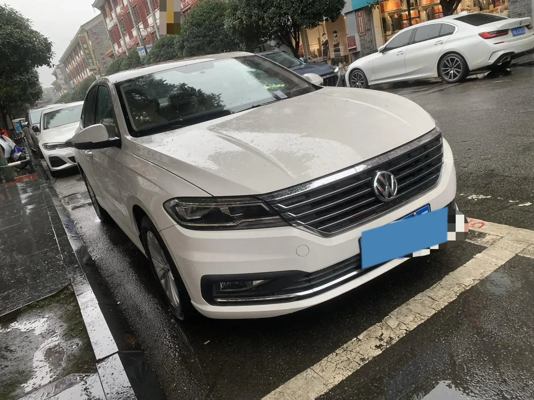 2019 VOLKSWAGEN LAVIDA thumbnail 2