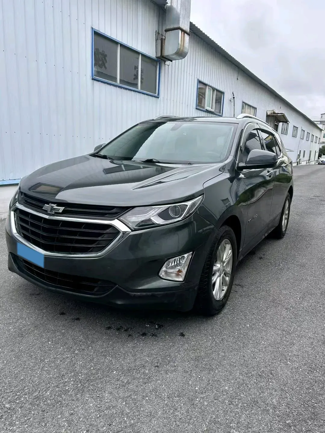 2018 CHEVROLET EQUINOX view 1