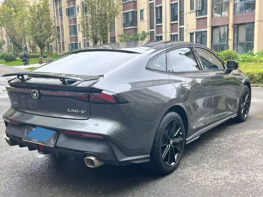 2023 CHANGAN UNI-V thumbnail 3