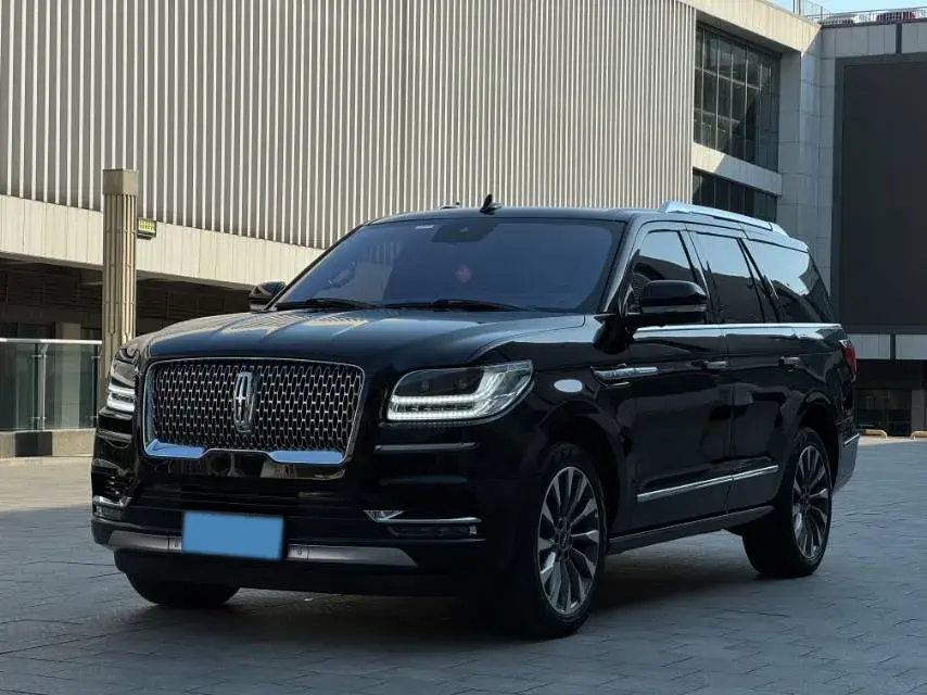 2019 Lincoln Navigator 3.5T 388HP V6 10AT