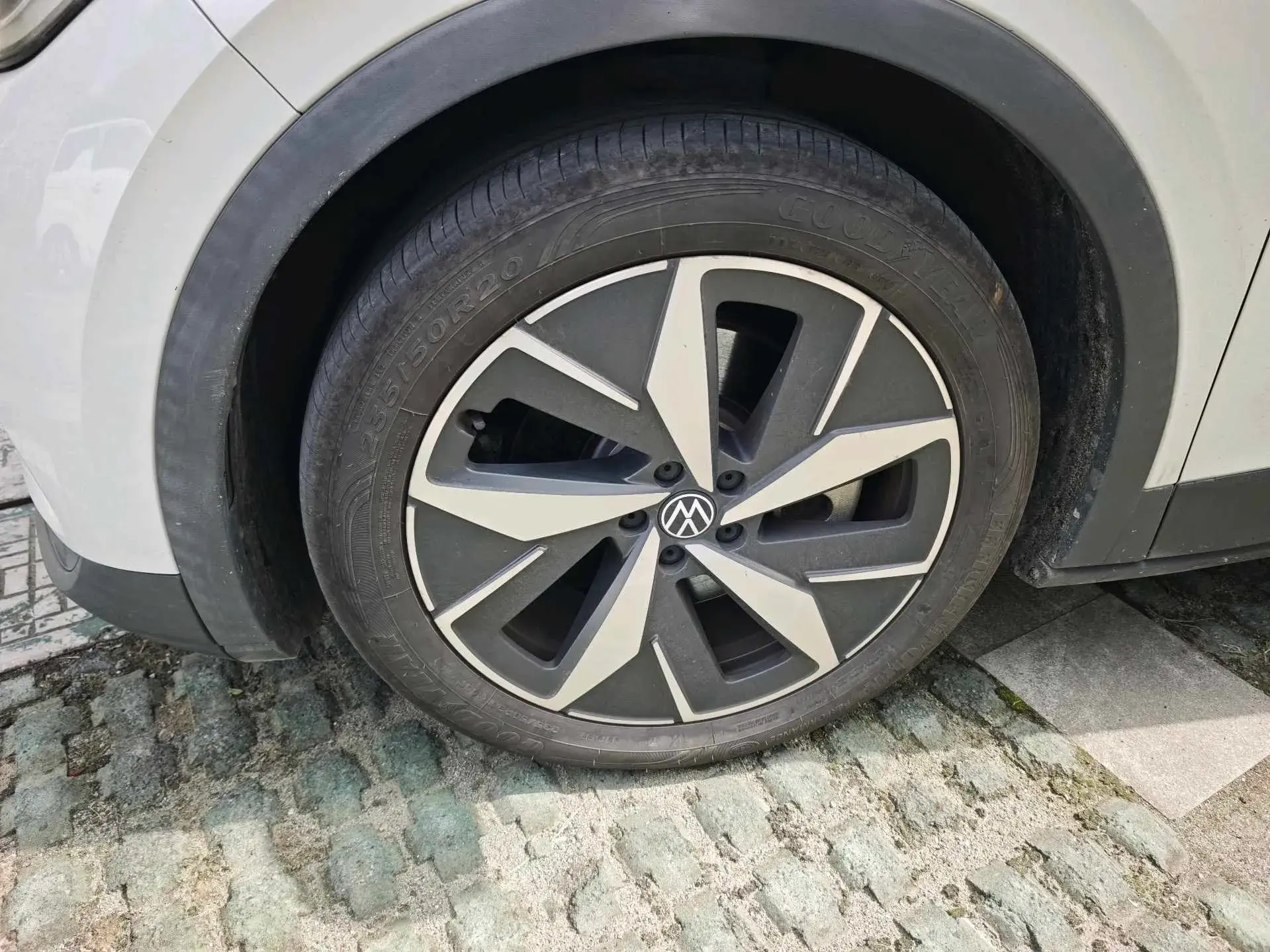 2021 VOLKSWAGEN ID.4 thumbnail 2