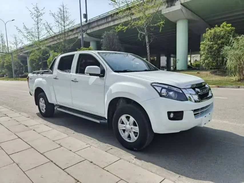 2020 ISUZU LINGTUO thumbnail 3