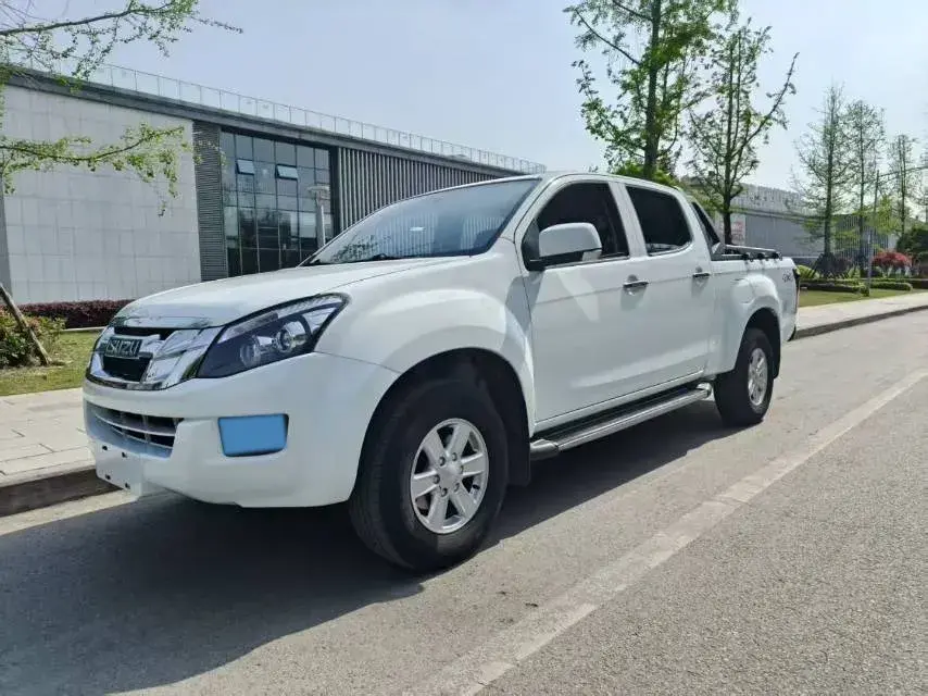 2020 ISUZU LINGTUO view 1