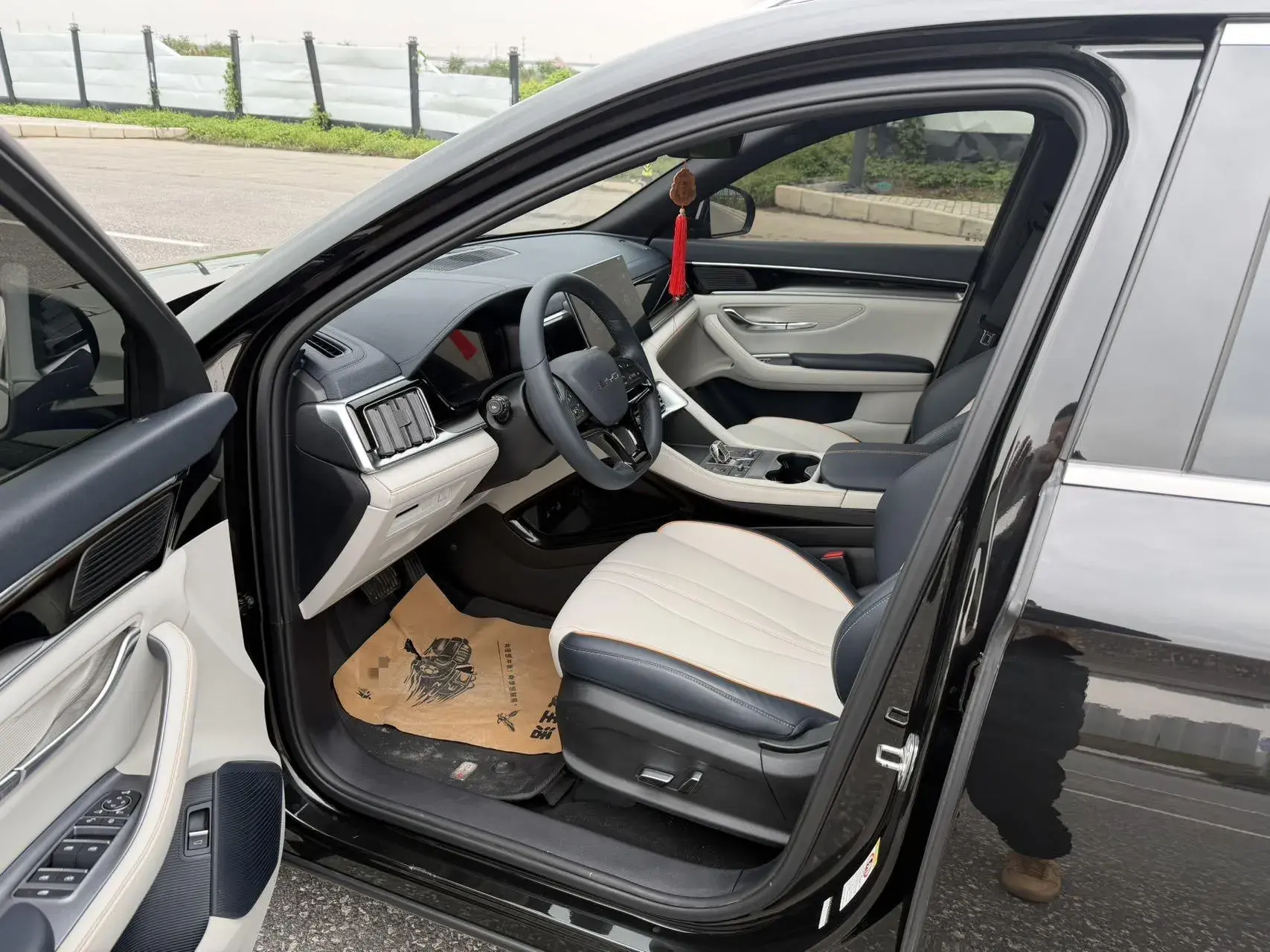 2024 BYD SONG thumbnail 4