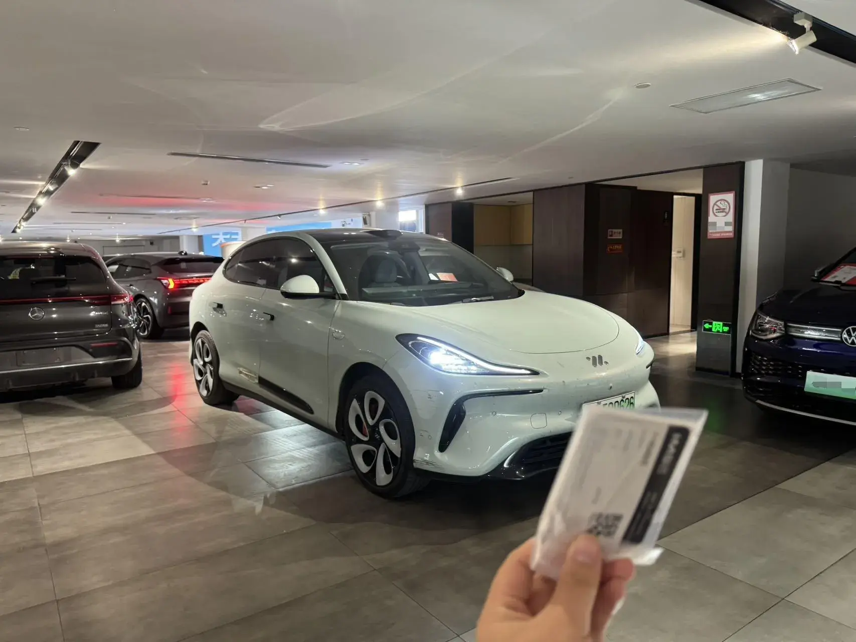 2023 IM LS6 thumbnail 3