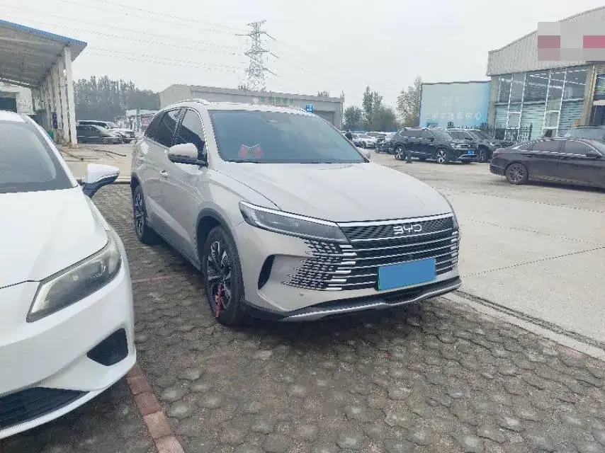 2025 BYD SEA thumbnail 2