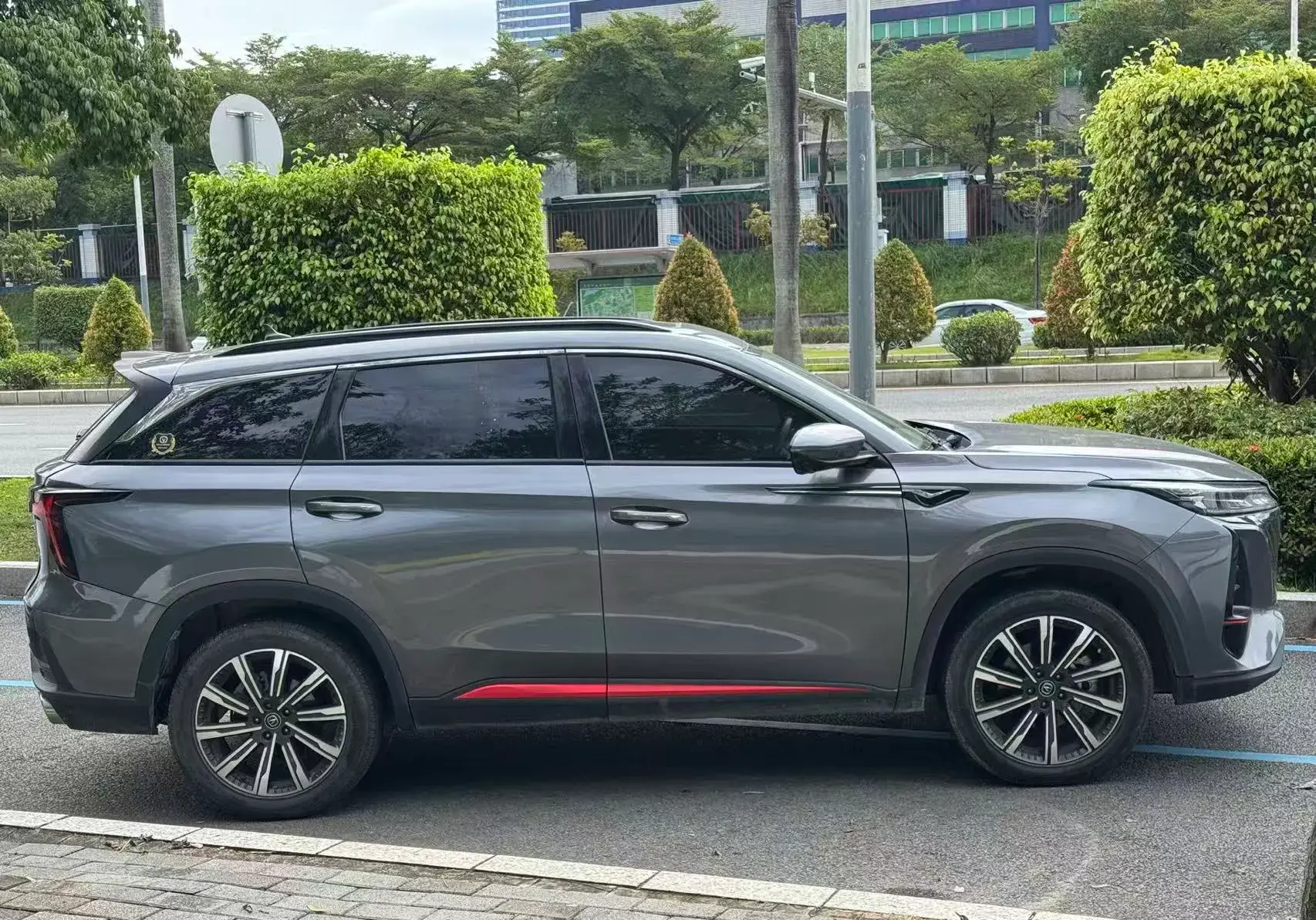 2022 CHANGAN CS75 thumbnail 3