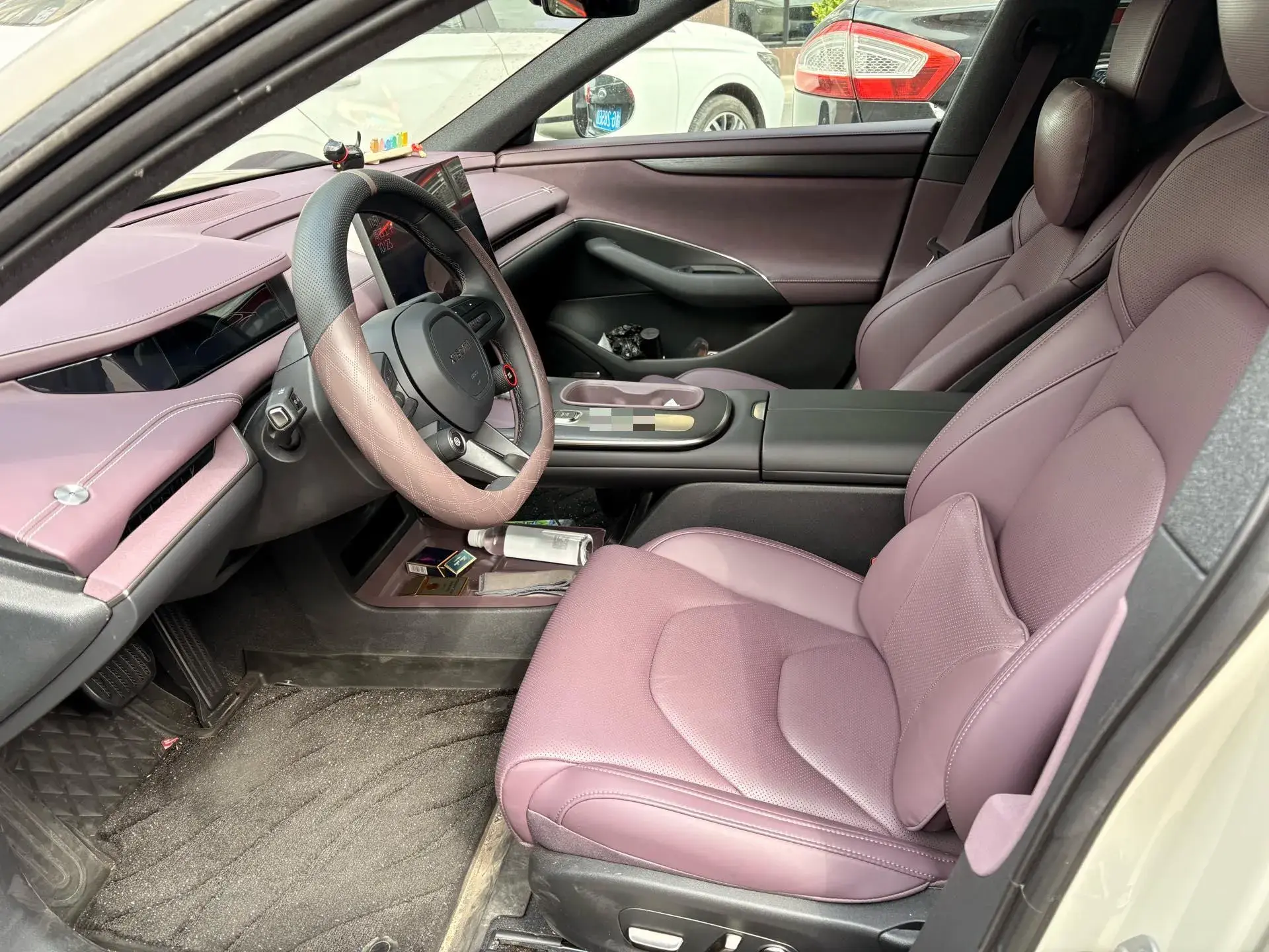 2024 MI SU7 thumbnail 2