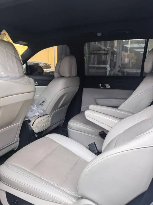 2021 LI ONE thumbnail 4