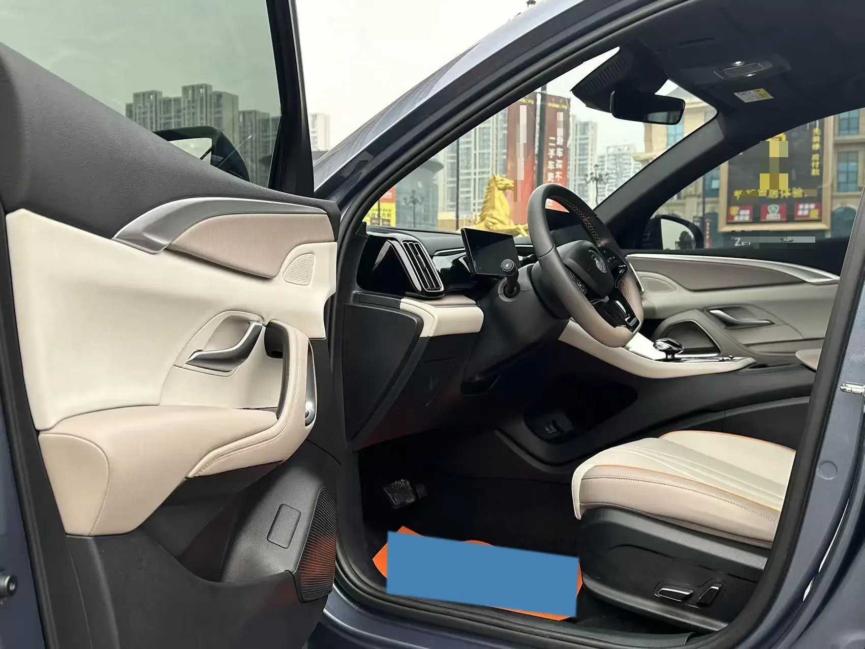 2023 BYD SONG thumbnail 3