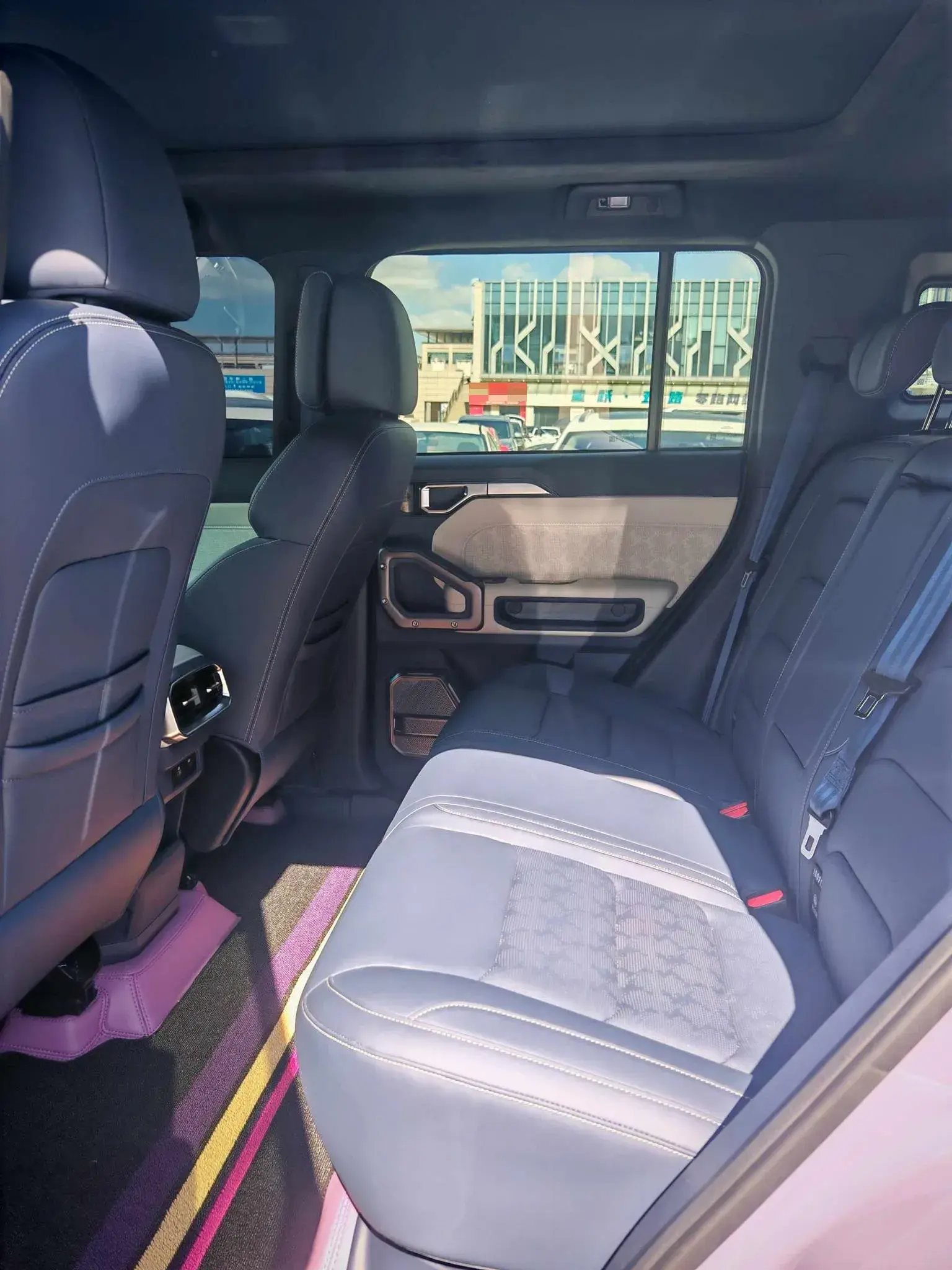 2025 JETOUR TRAVELLER thumbnail 4