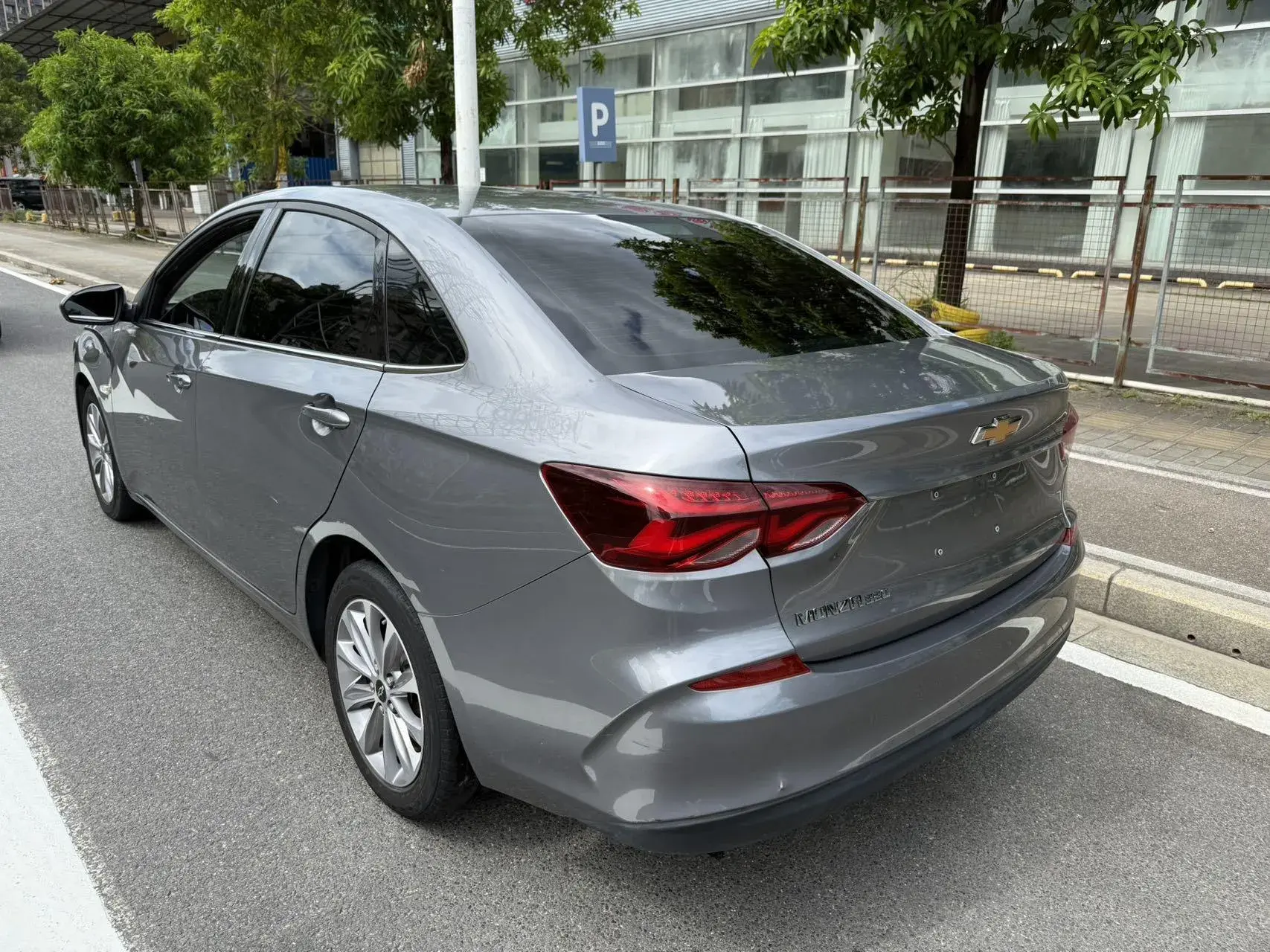 2022 CHEVROLET MONZA thumbnail 4