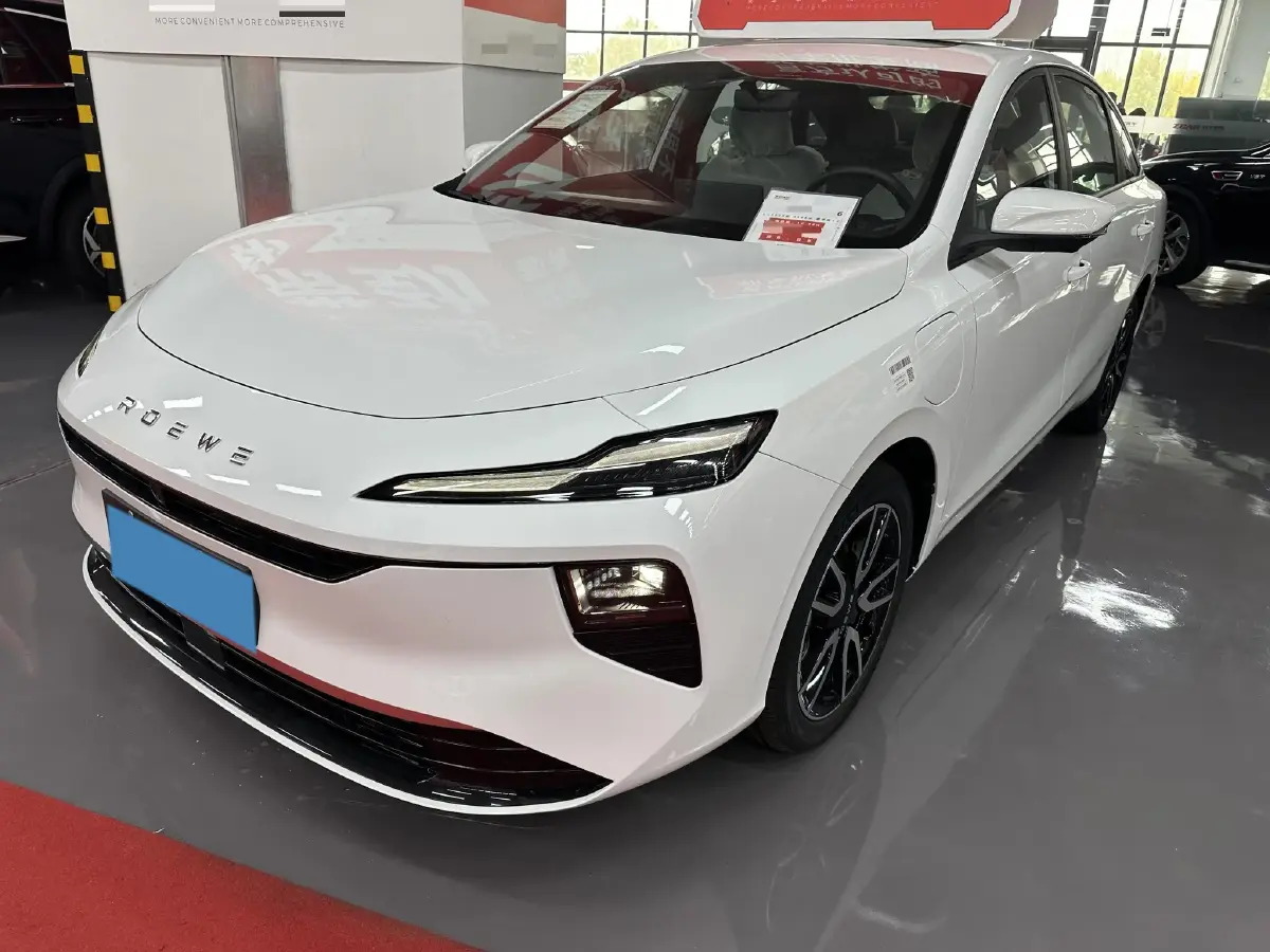 2025 Roewe D6 BEV