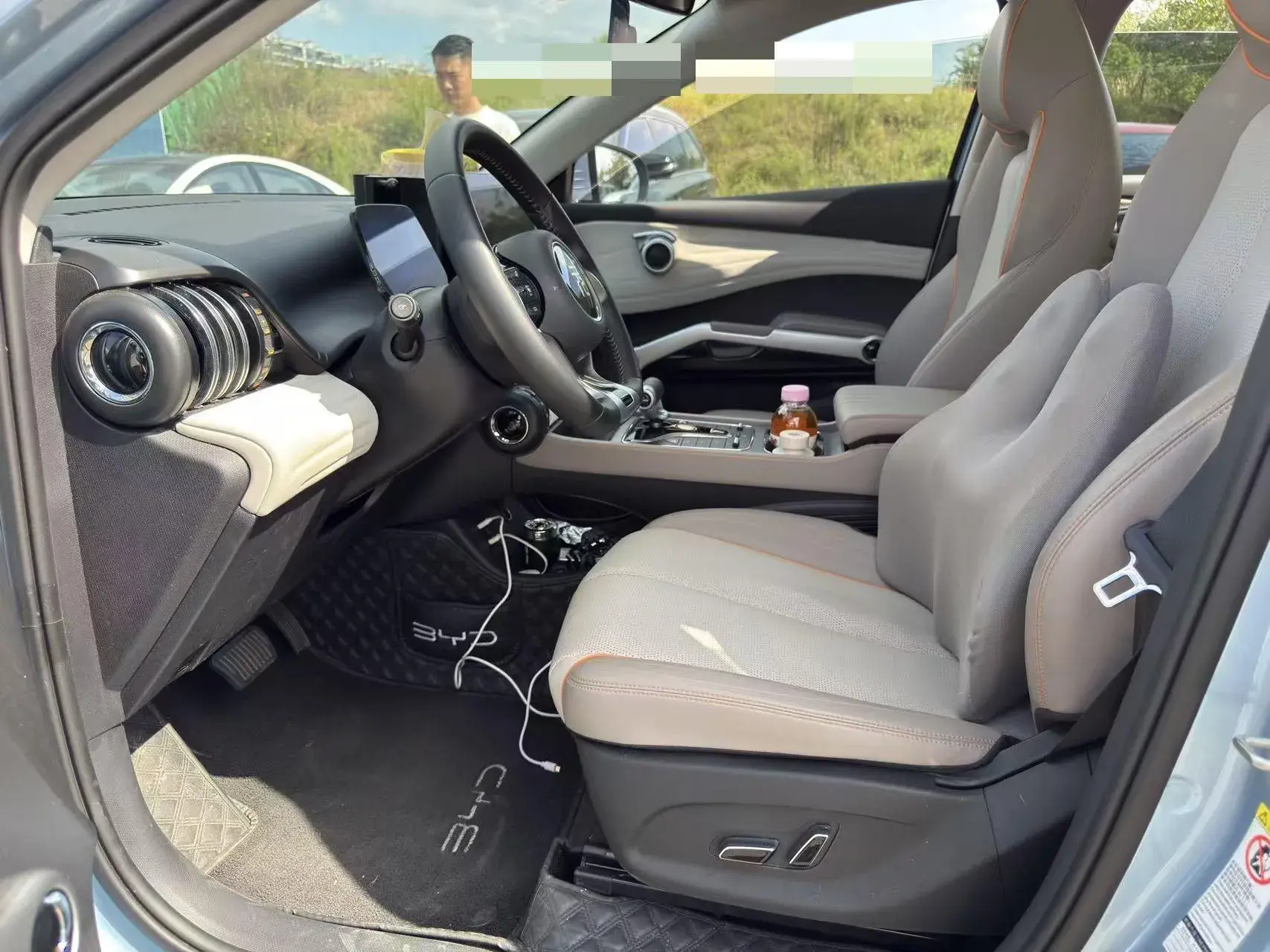 2023 BYD YUAN thumbnail 3