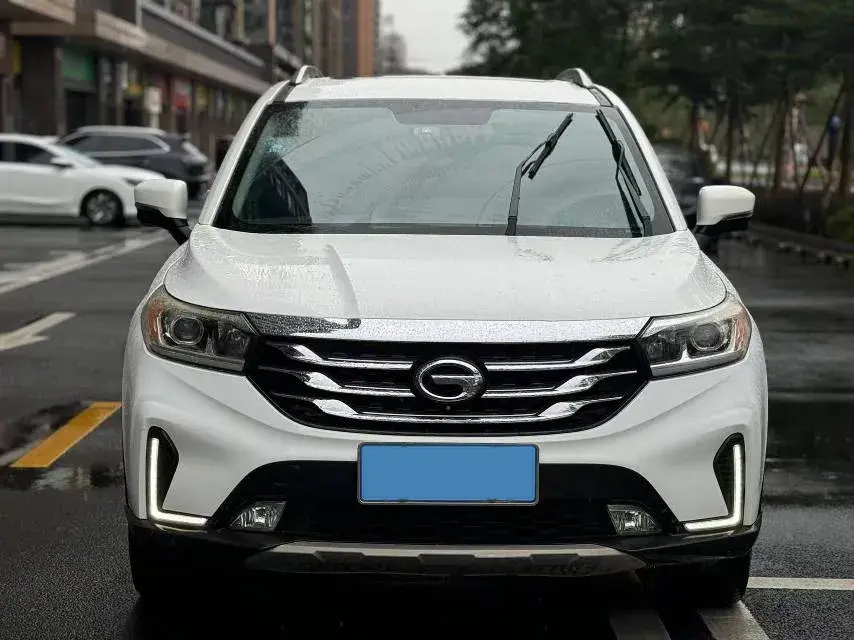 2018 GAC TRUMPCHI thumbnail 2