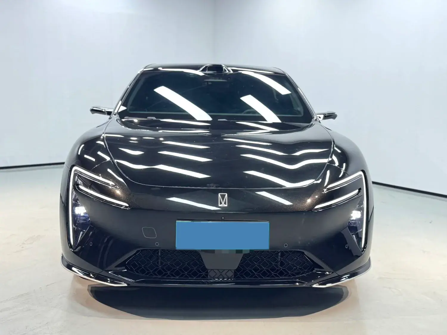 2025 AVATR 06 thumbnail 2